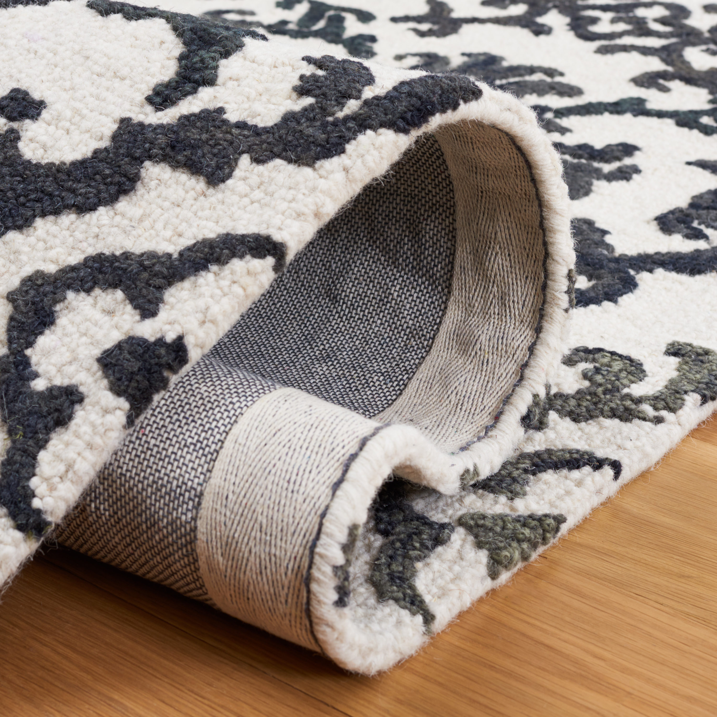 Safavieh BLM104B-6 rugs - View #5