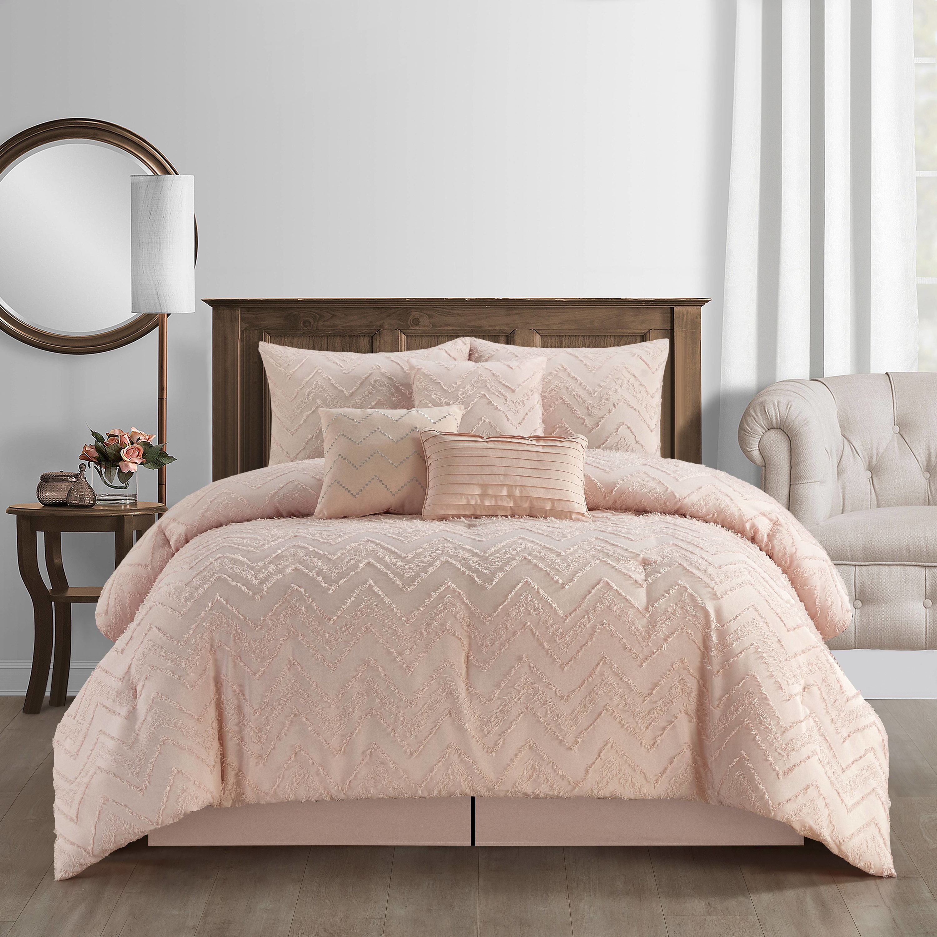 Grand Avenue 7-Piece Blush Queen Comforter Set in the Bedding Sets ...