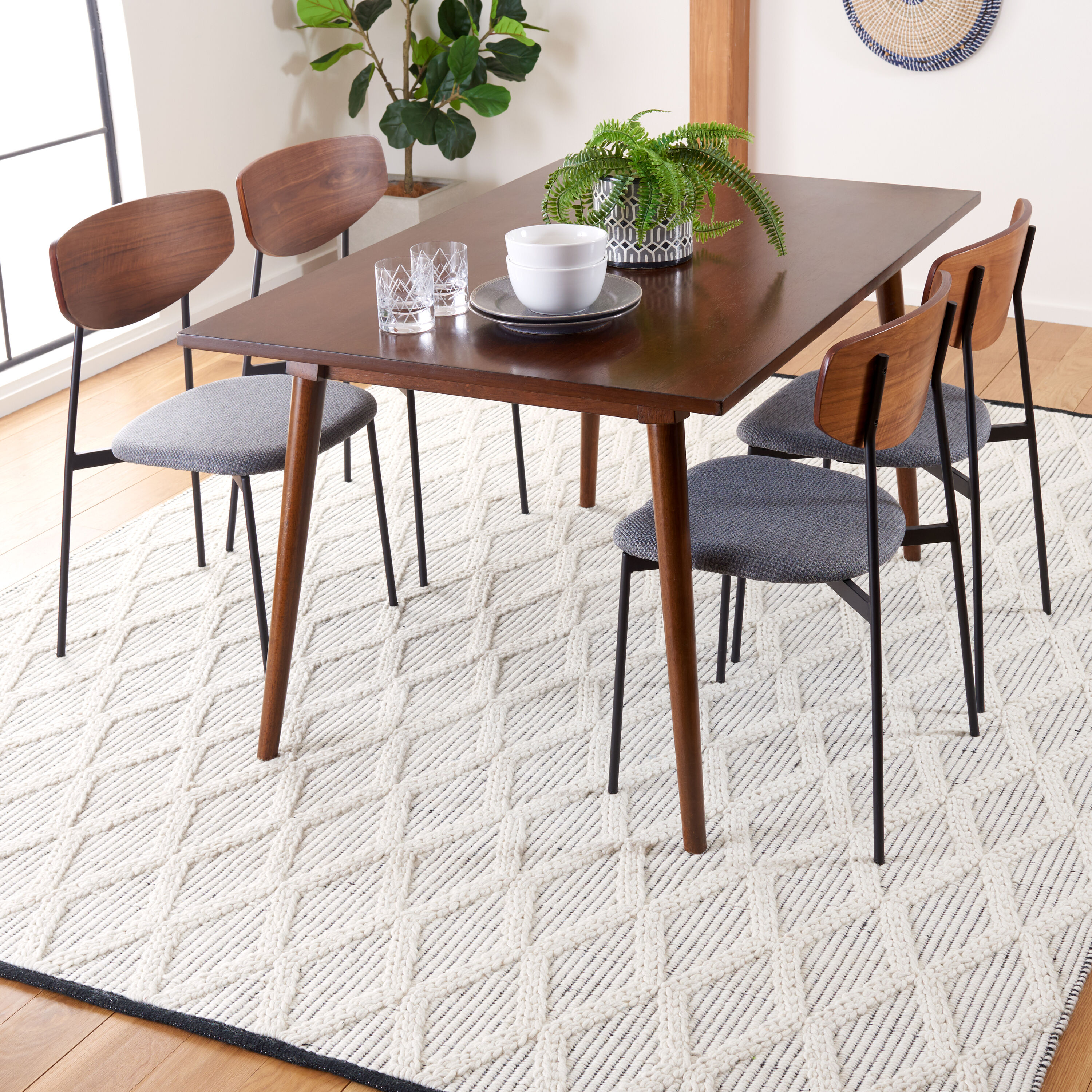  Natura 206 Black/Ivory Contemporary 8ft x 10ft Large Rectangle Rug