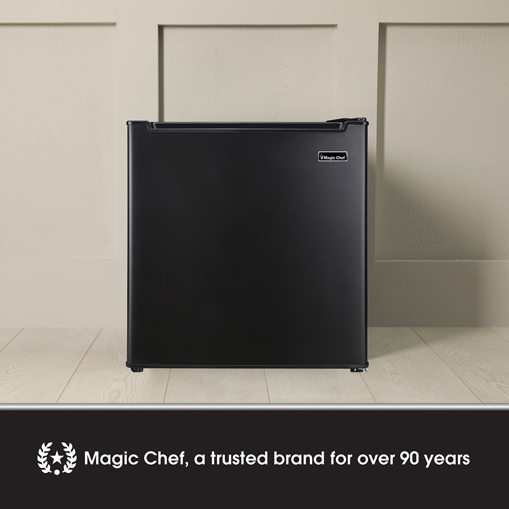 Magic Chef MCR170BE m050615 - View #7