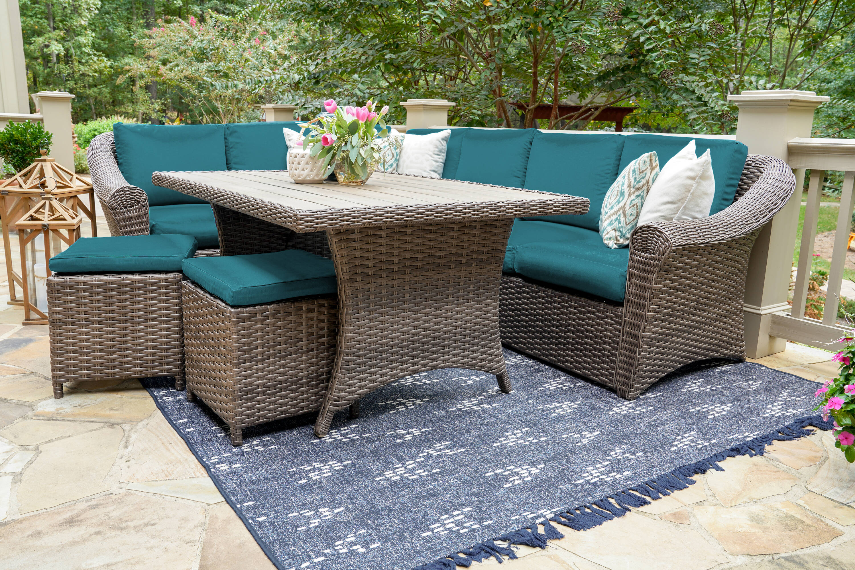 Leisure Made 515562-PEA Patio-Sofas-Daybeds - View #2