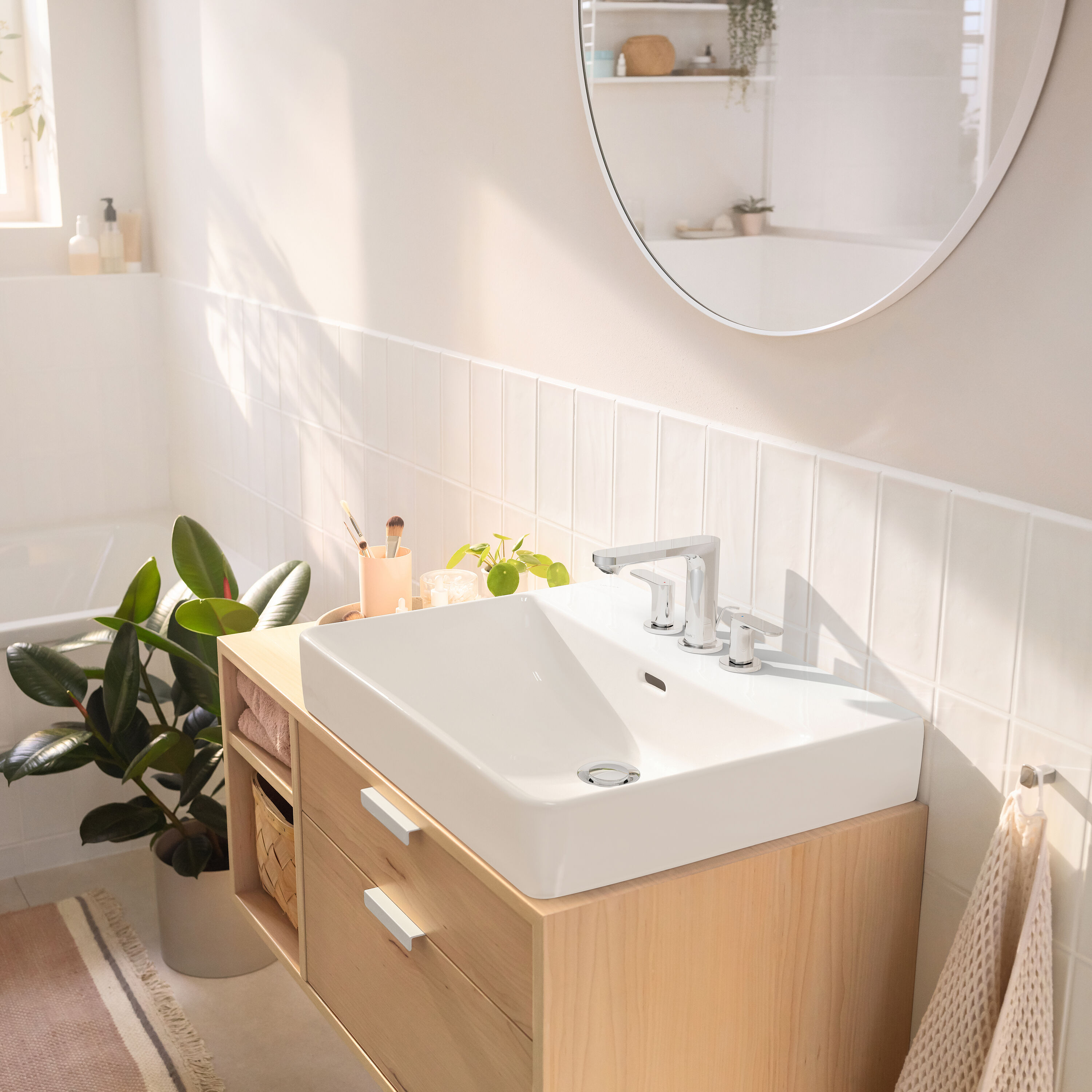 Hansgrohe 72530001 Lavatory-Faucets - View #3