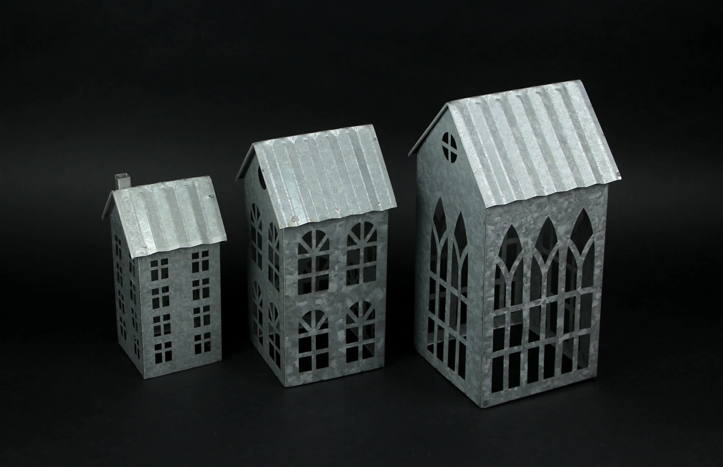 Zeckos ZKO-99047 Candle-Holders - View #3