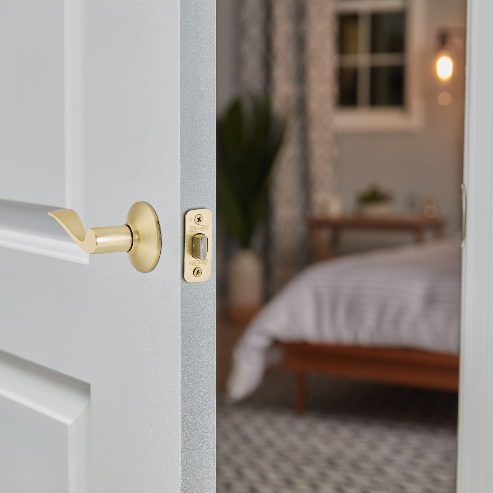 Baldwin Prestige Series Torrey Pines Satin Brass Interior Bed/Bath Privacy Door  Handle in the Door Handles department at