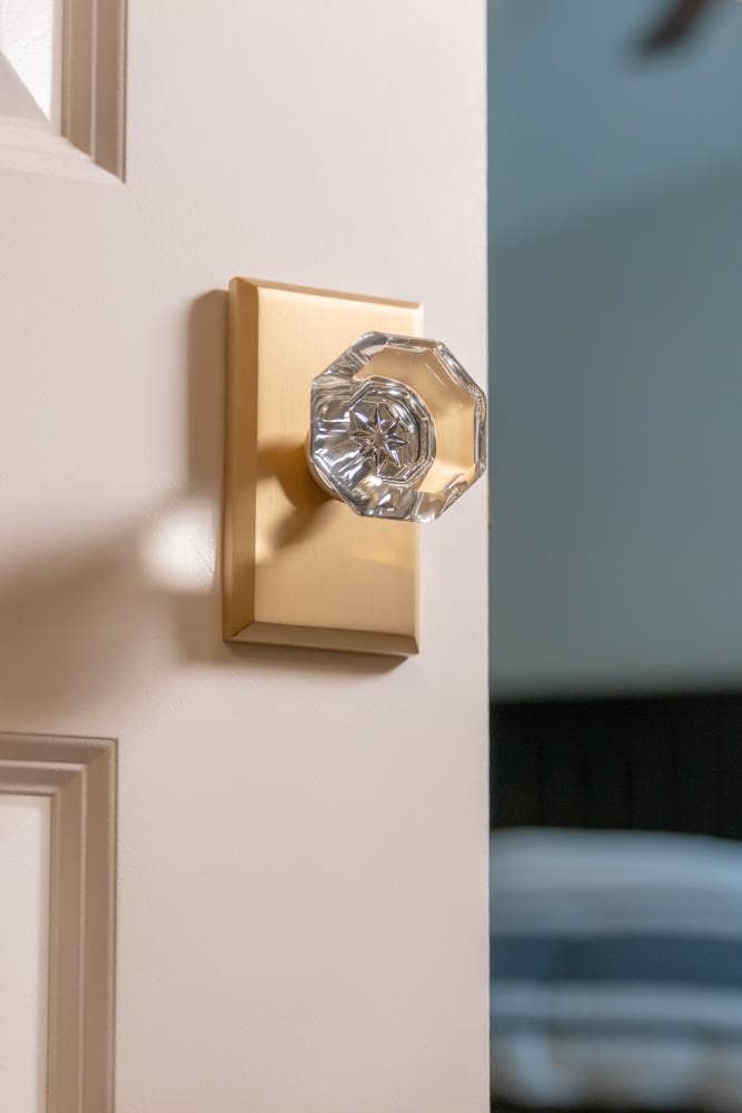 Delaney Hardware BV925-154 Door-Knobs - View #2