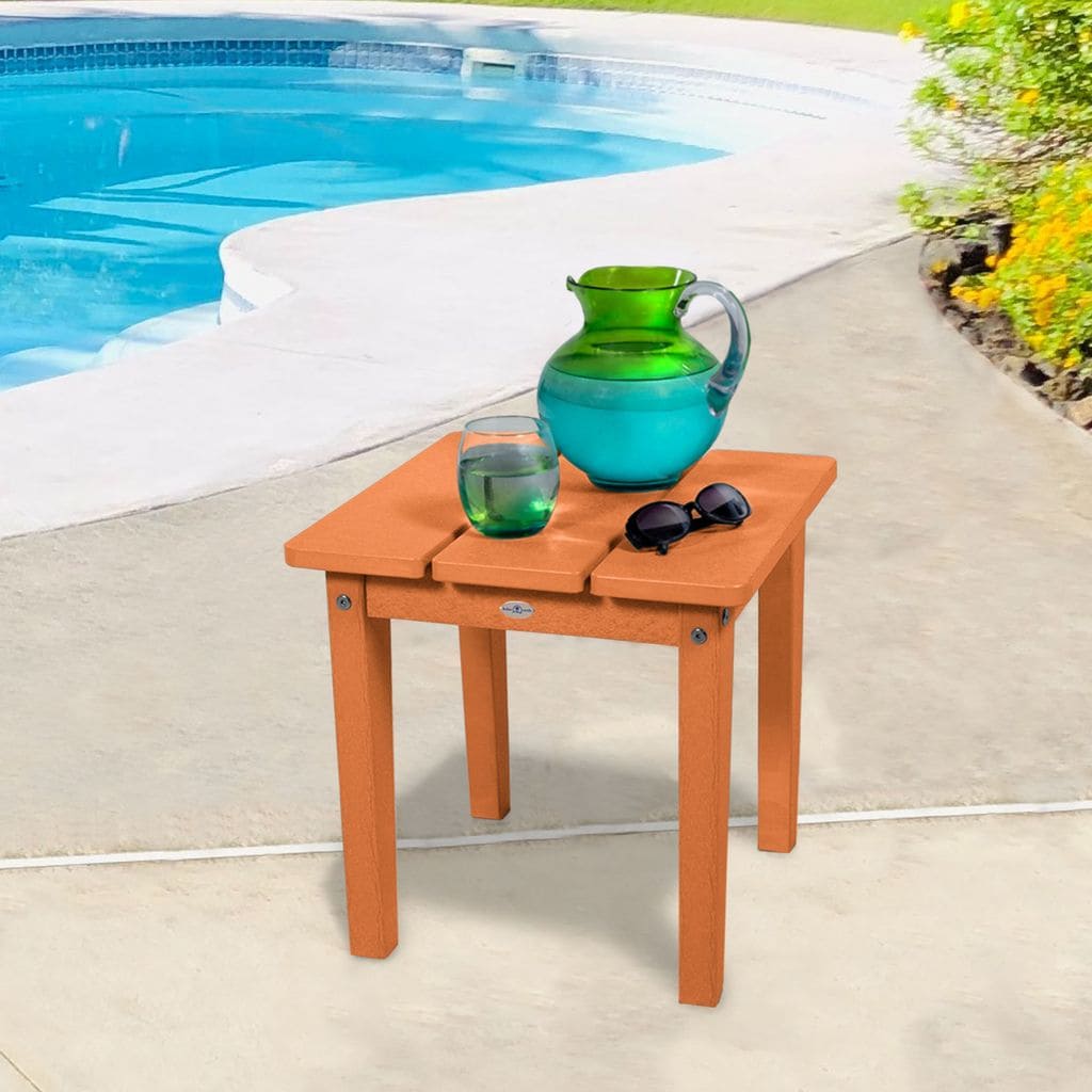 highwood BV-DSST2-COR The Cape Square Outdoor End Table 17-in W x 17-in L
