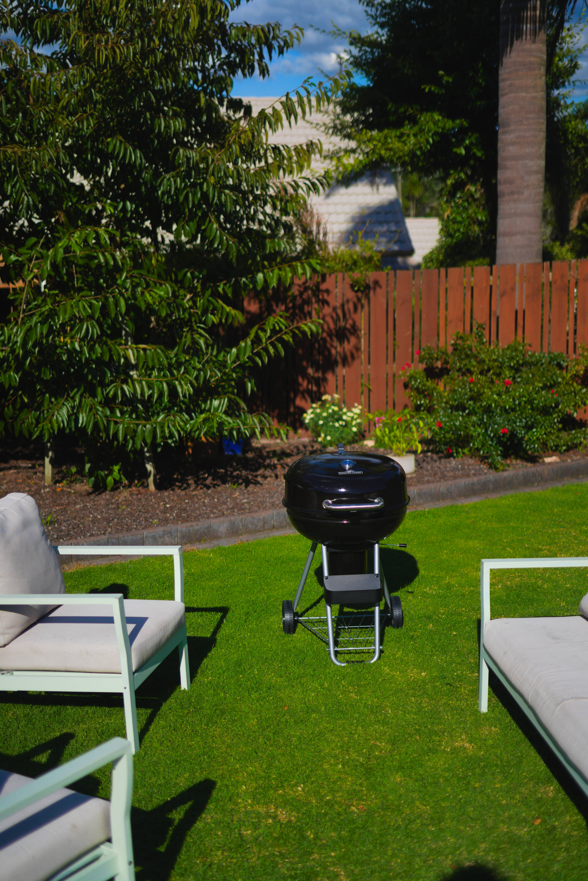 Master Forge CBC23043L Charcoal-Grills - View #2