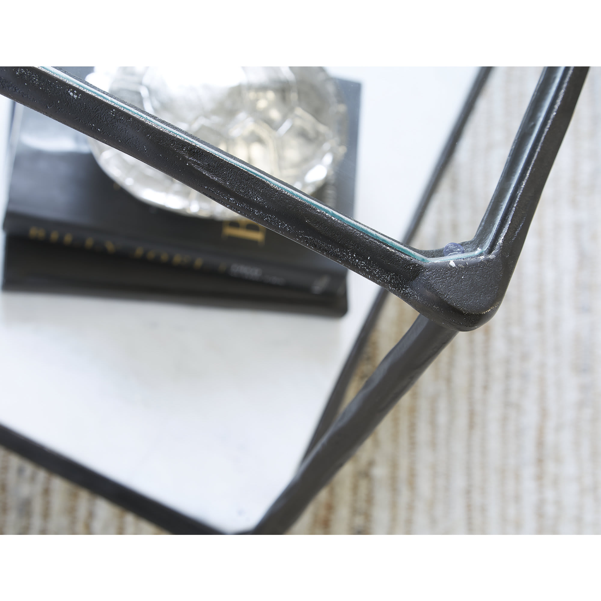 Signature Design by Ashley A4000462 End-Tables - View #4
