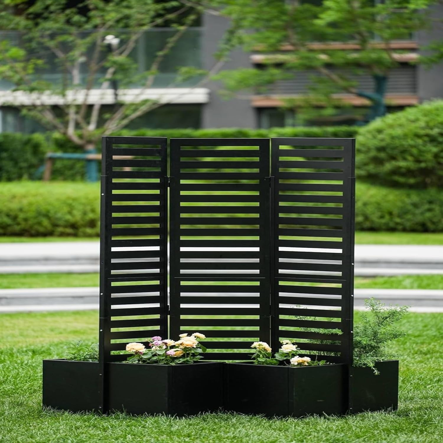 GarveeLife Freestanding 3-Panel Metal Privacy Screen Built-in Planters  Functional Slat Trellis and Planter Boxes for Patio Deck and Yard -  51x70x31 ...
