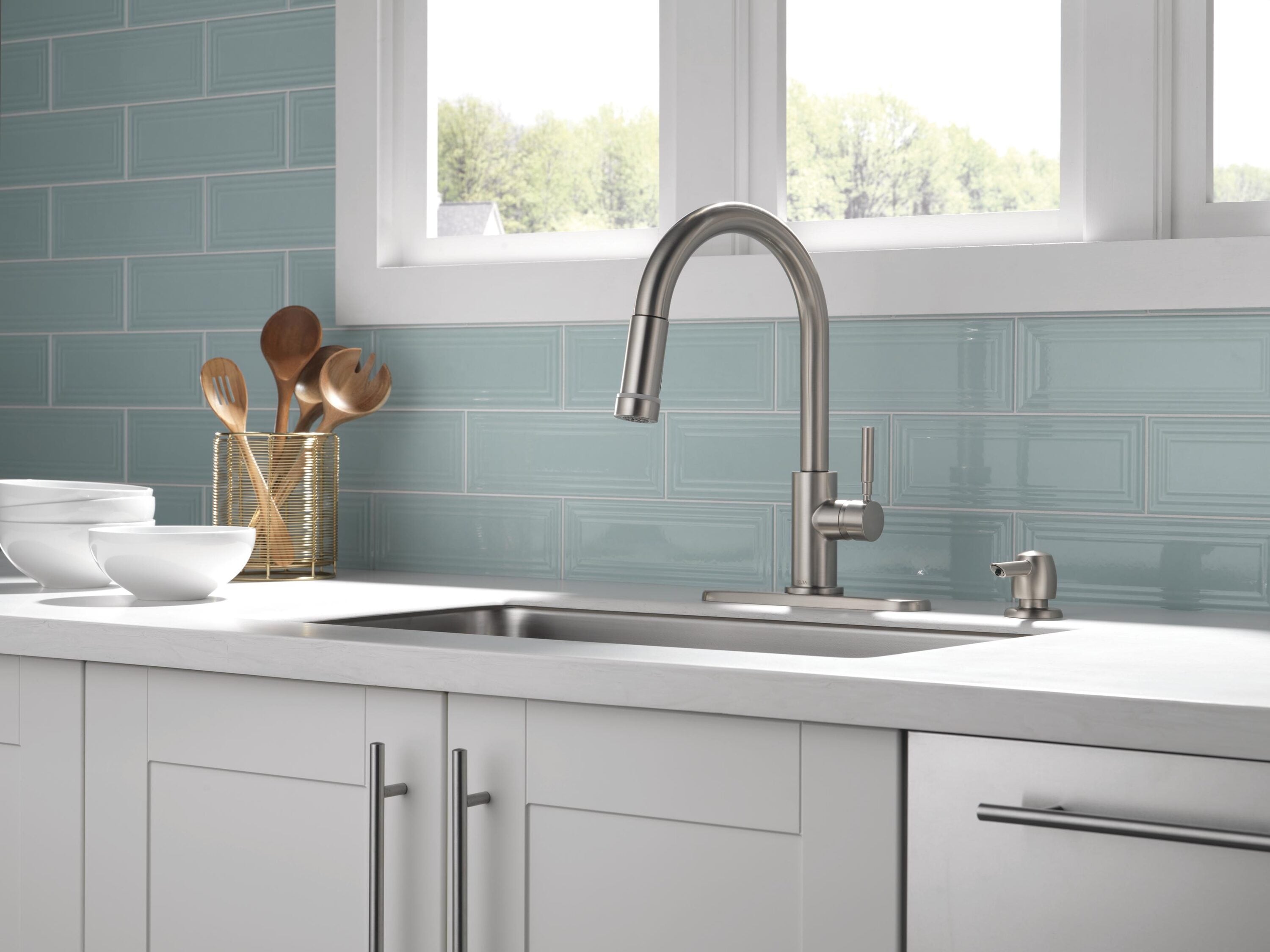 Delta 19933L-SPSD-DST Kitchen-Faucets - View #7