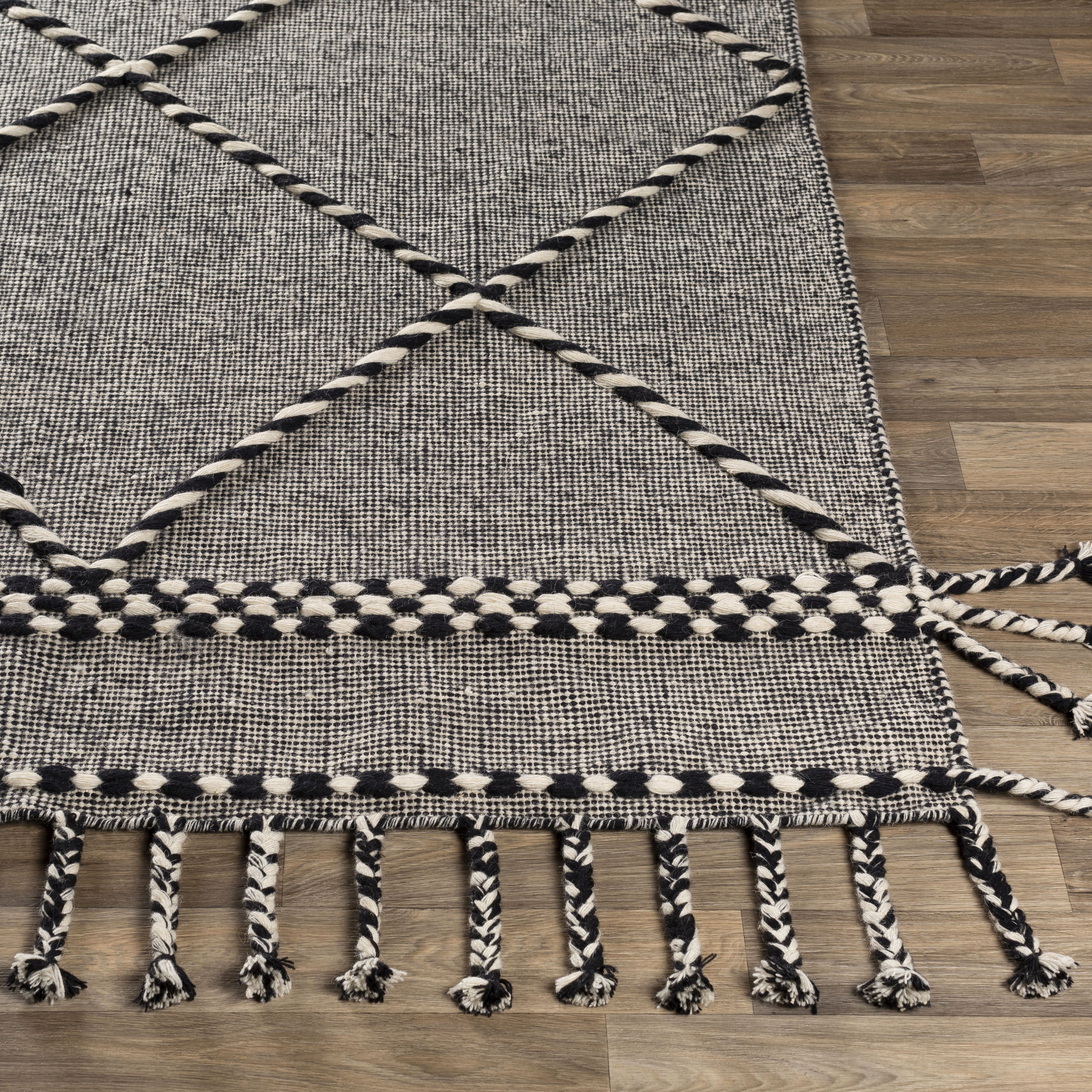 Surya APA2306-264 rugs - View #3