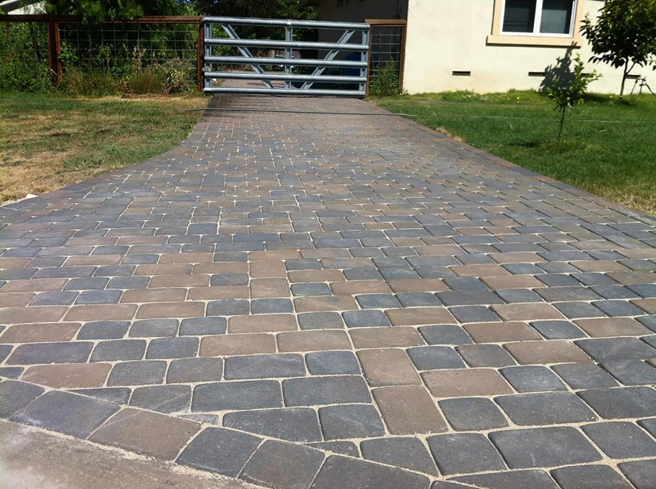 CastleLite Q030.112.911.A3 Patio-Stone-Pavers - View #2