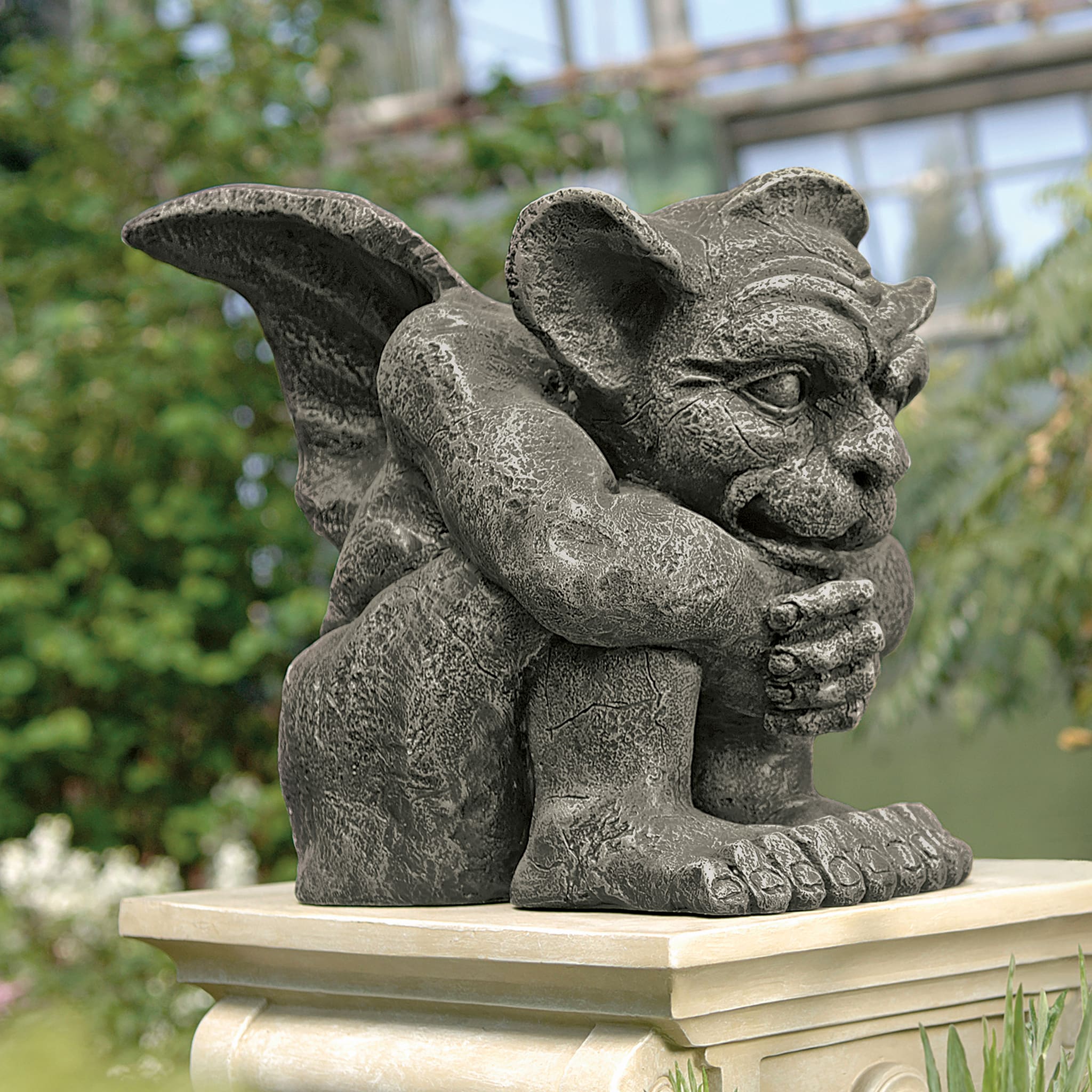 Design Toscano 10.5-in H x 10-in W Gray Gargoyle Garden Statue