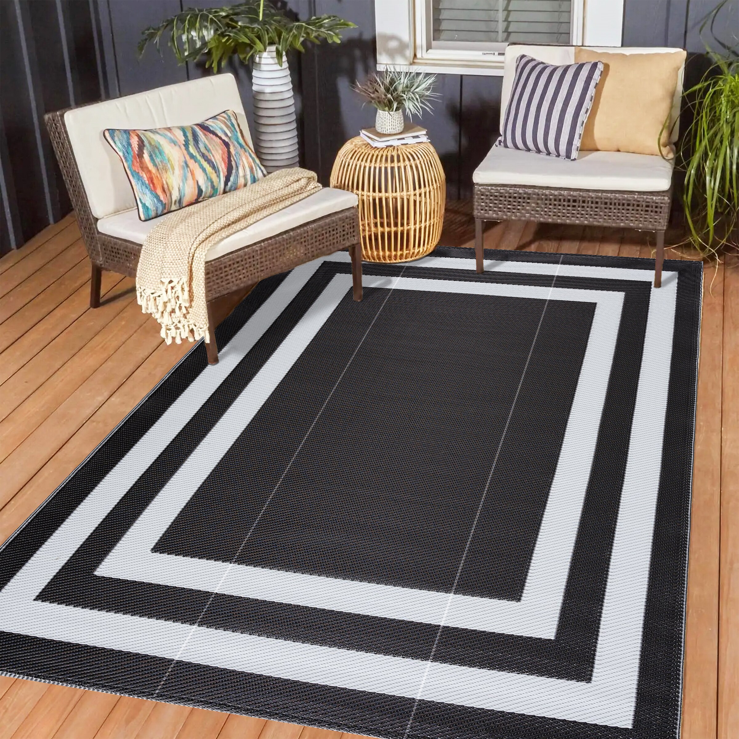 Playa Rug PLY-F-PRS-BW-5X7 rugs - View #2