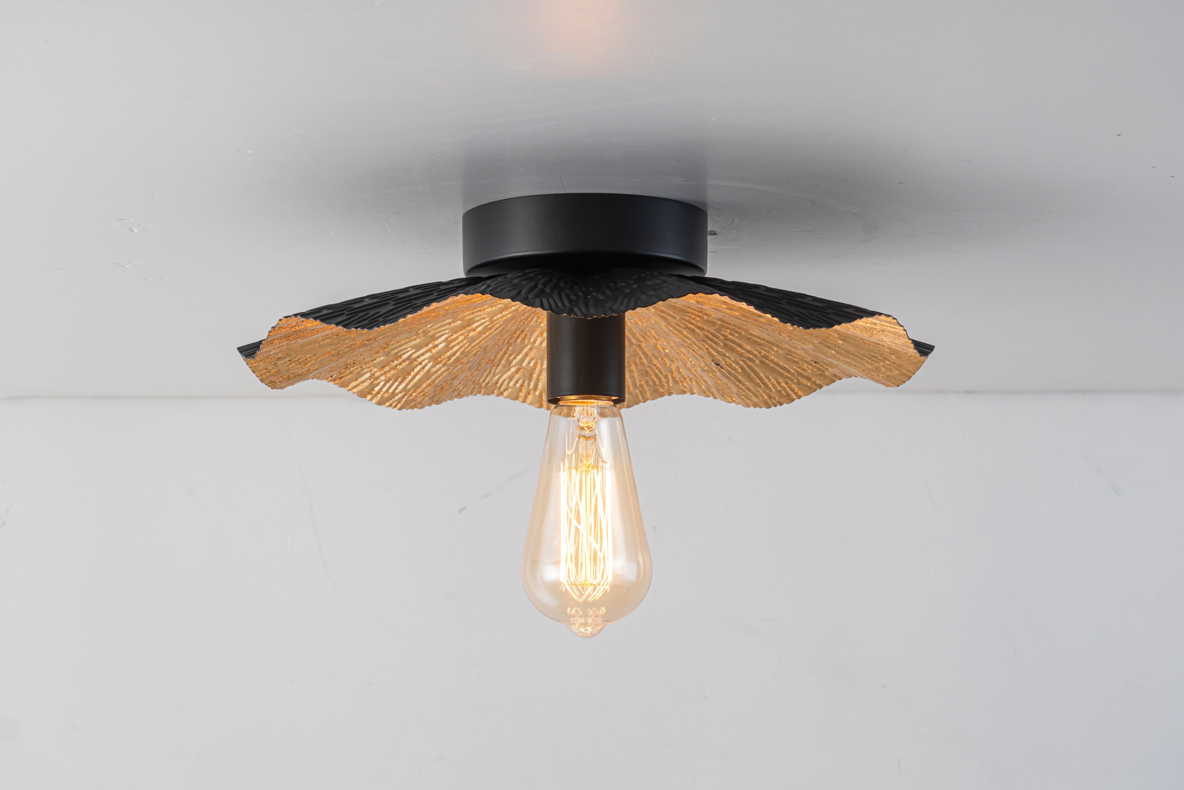 EDISLIVE YL81077358 1 -Light 13-in Black Flush Mount Light