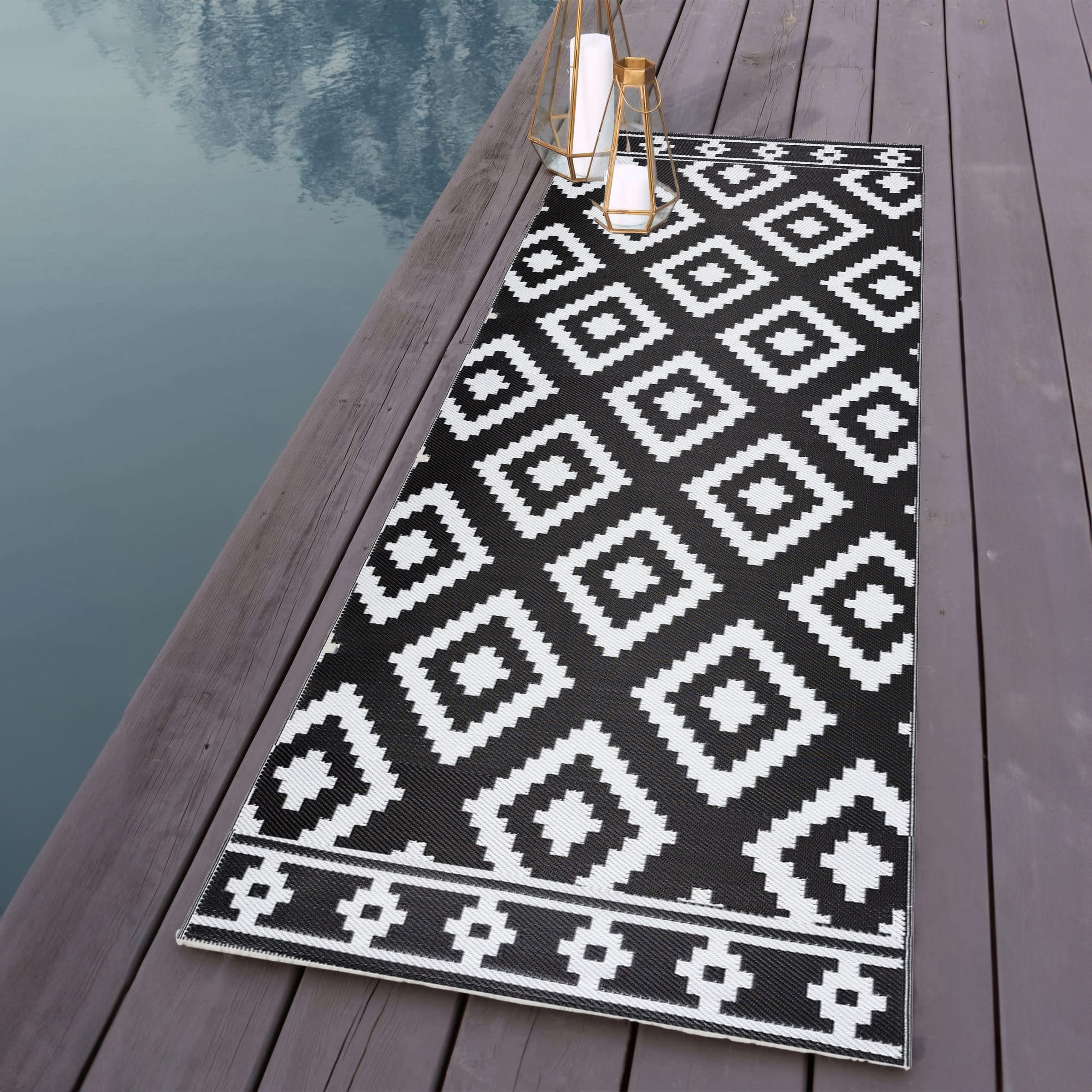 Playa Rug PLY-R-MLN-BW-2X6 2 x 6 (ft) Knotted Polypropylene Milan-BlackWhite Rectangular Indoor/Outdoor Geometric Area rug