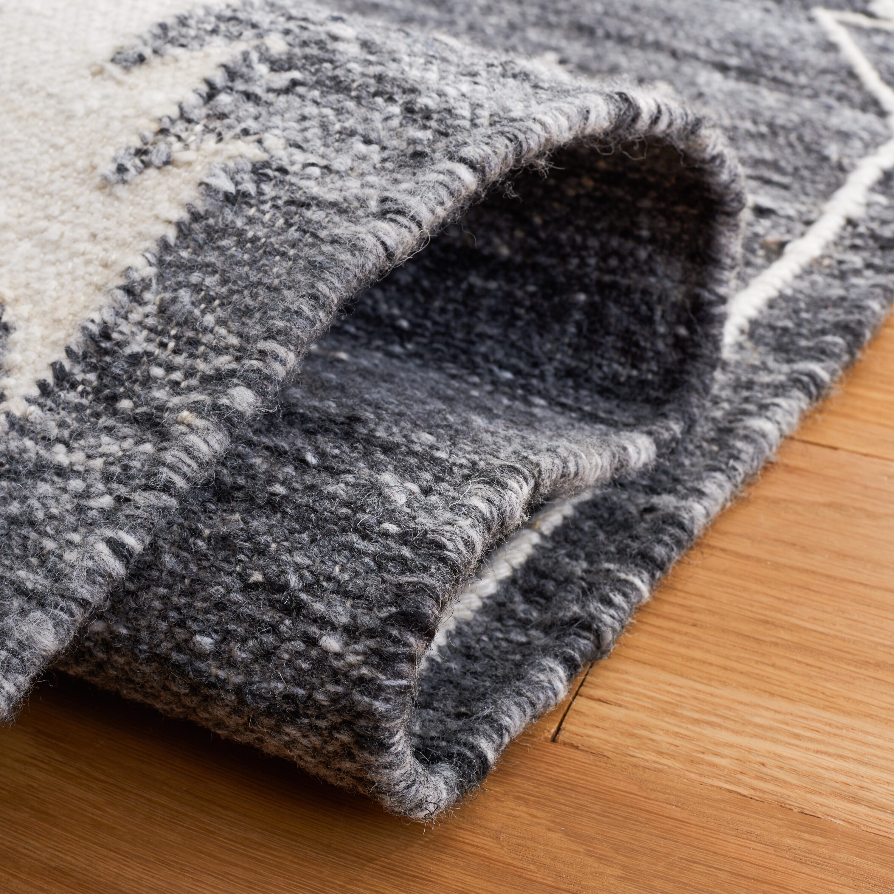 Safavieh KLM763Z-5 rugs - View #7
