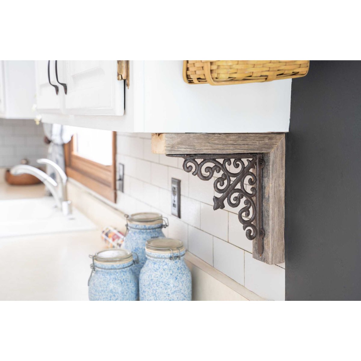 HomeRoots 4000379889 corbels - View #3