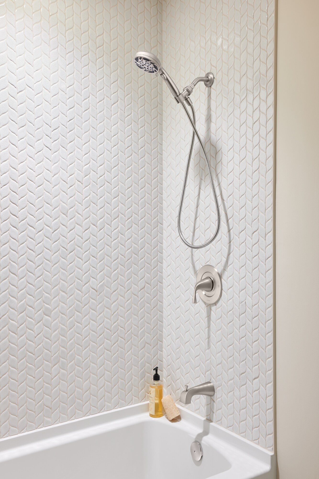Moen 26034SRN Fixed-Showerhead - View #3