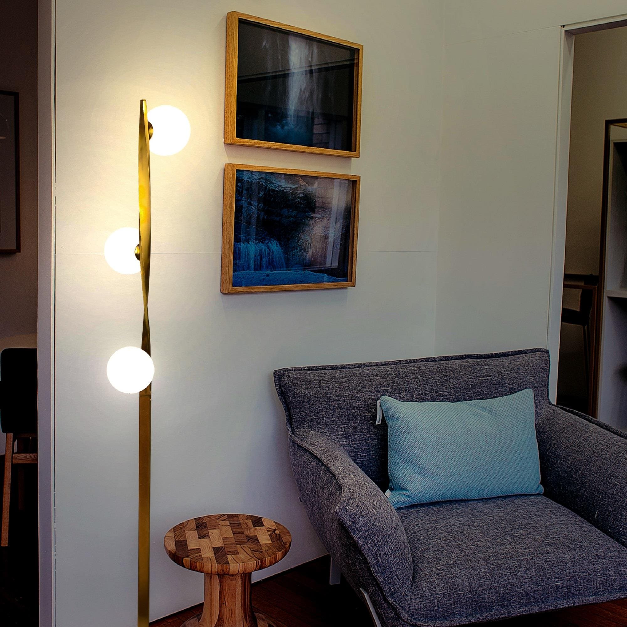 Brightech FL-NLA-BRS floorlamps - View #4