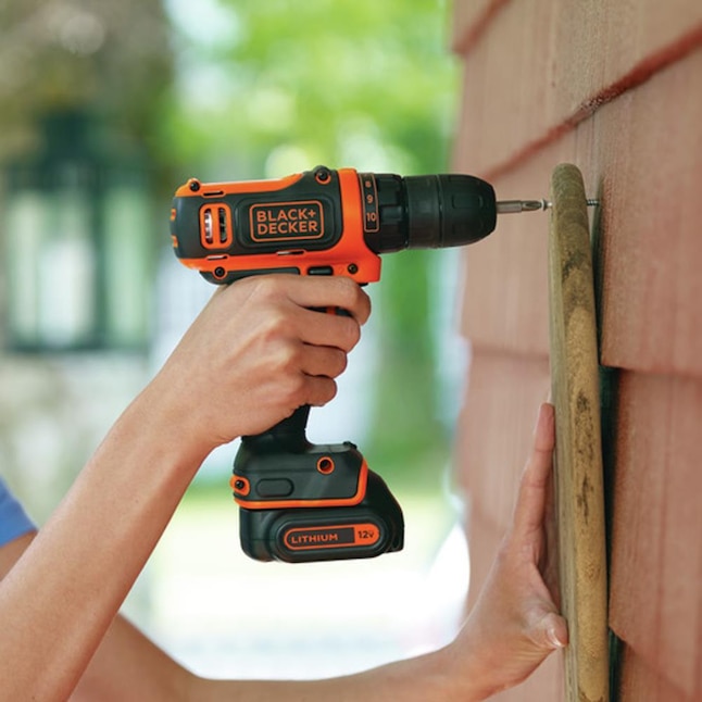 BLACK+DECKER 12-volt Max 3/8-in Keyless Cordless Drill (1-Battery Included,  Charger Included at