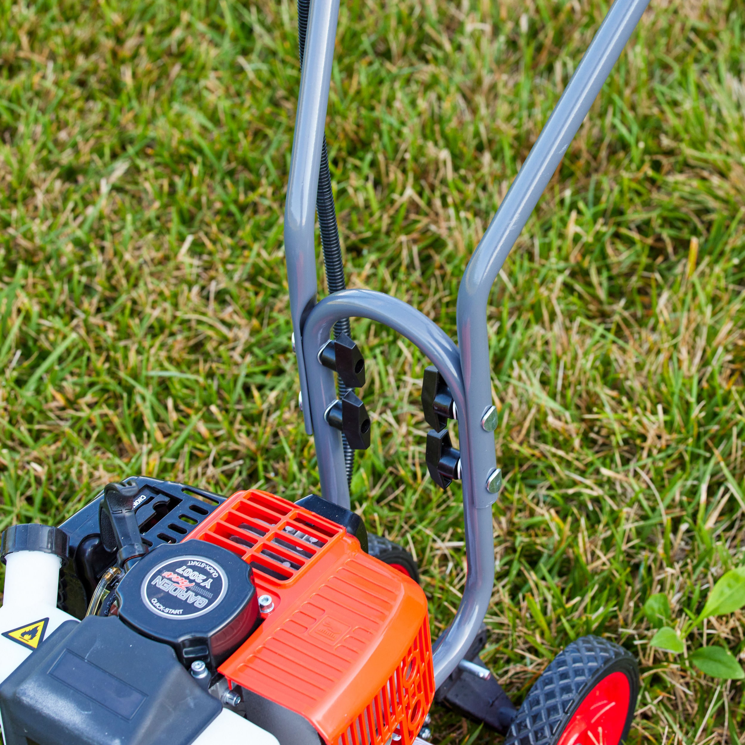 GardenTrax Y2007 Gas-Cultivators - View #7