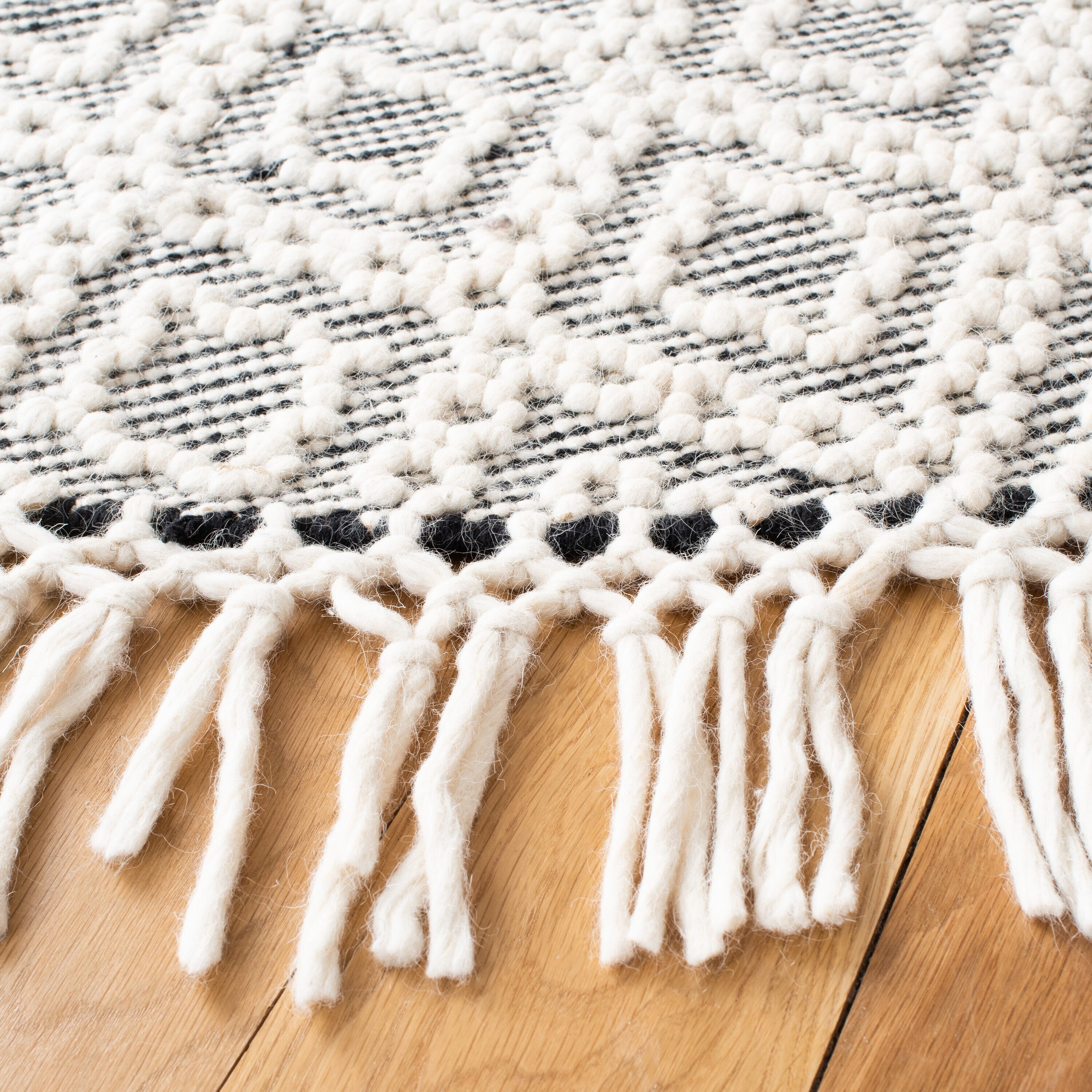 Safavieh NAT860A-6R rugs - View #3