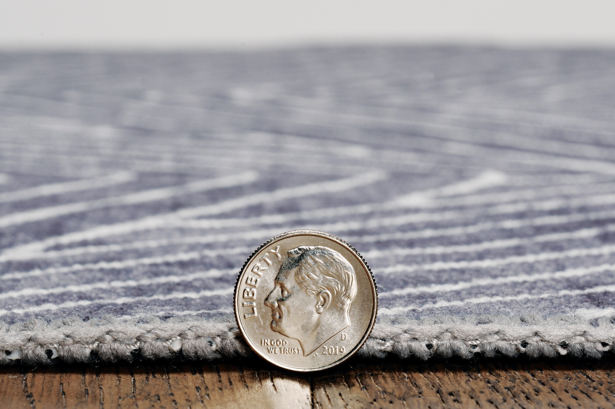 Linon RUGWR3635 rugs - View #5