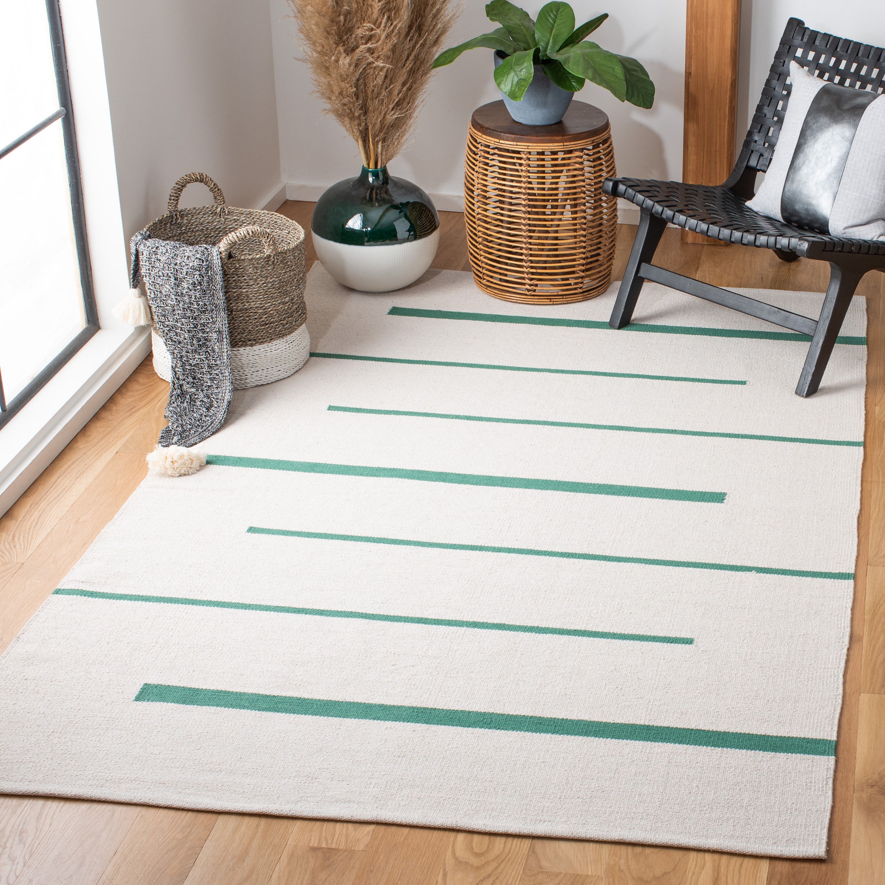 Safavieh MTK311X-9 Montauk Odoarda 9 x 12 (ft) Cotton Ivory/Dark Green Rectangular Indoor Stripe Bohemian/Eclectic Area rug