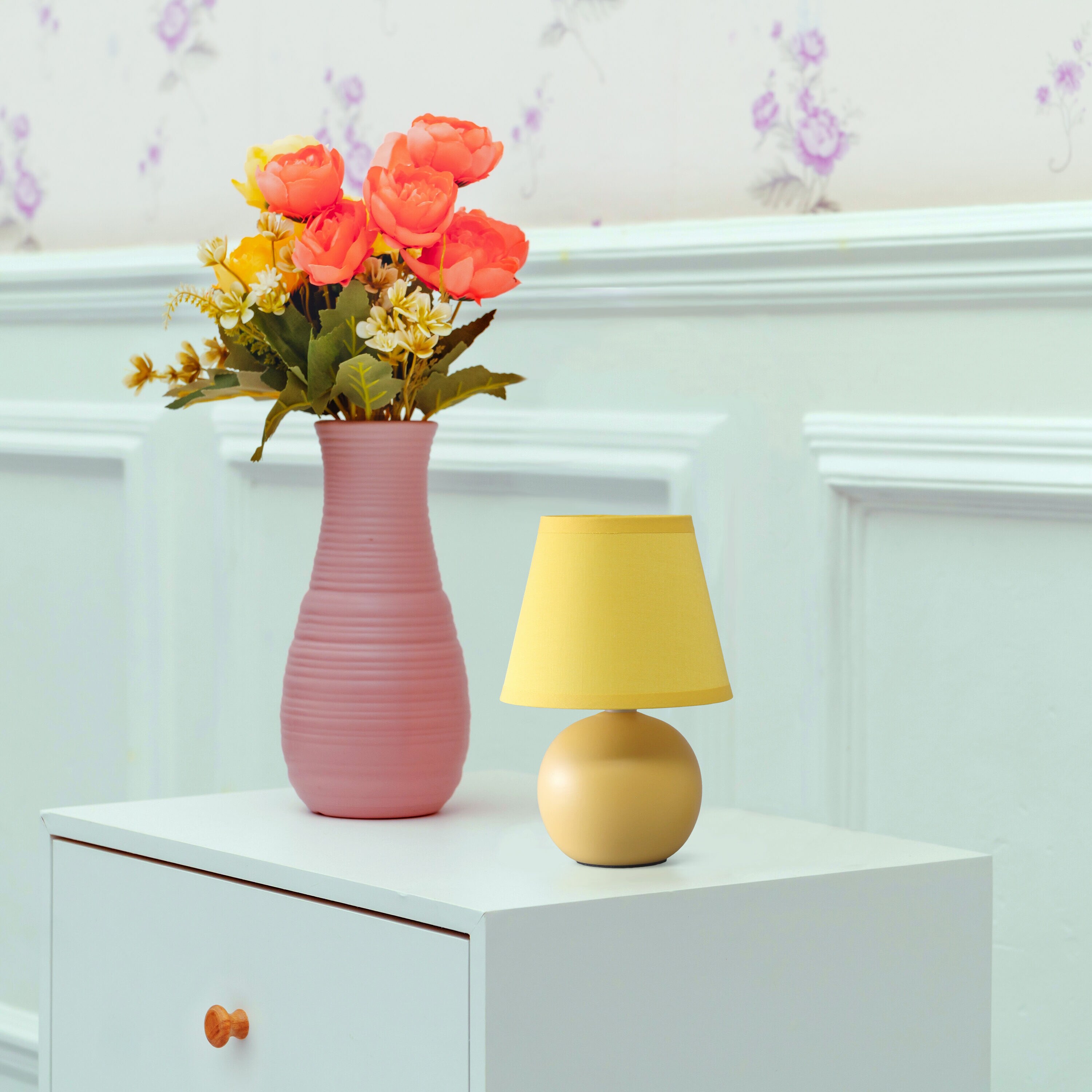 Creekwood Home CWT-2004-YL Nauru 8.66-in Yellow LED Incandescent Table Lamp with Fabric Shade