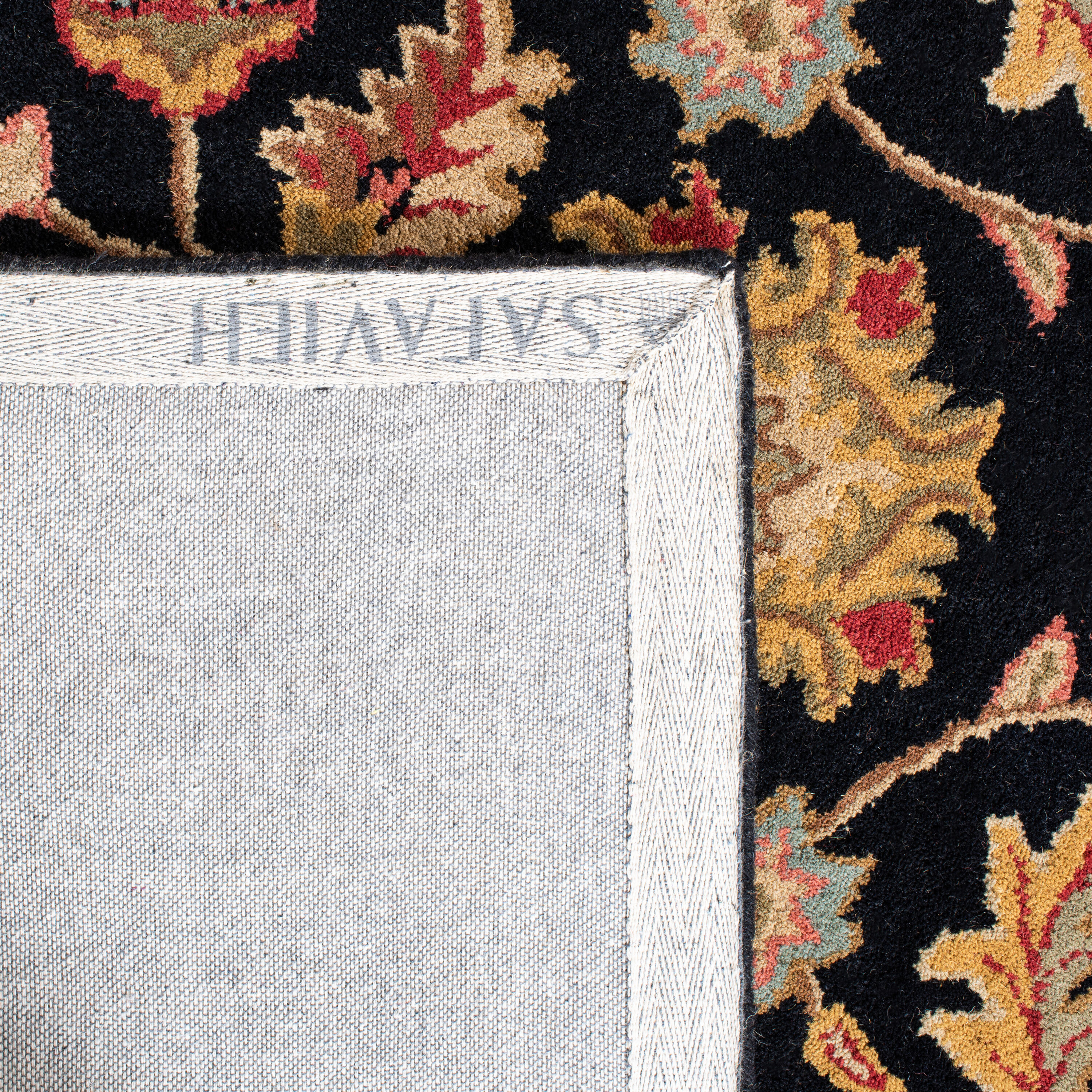 Safavieh HG957A-5 rugs - View #3