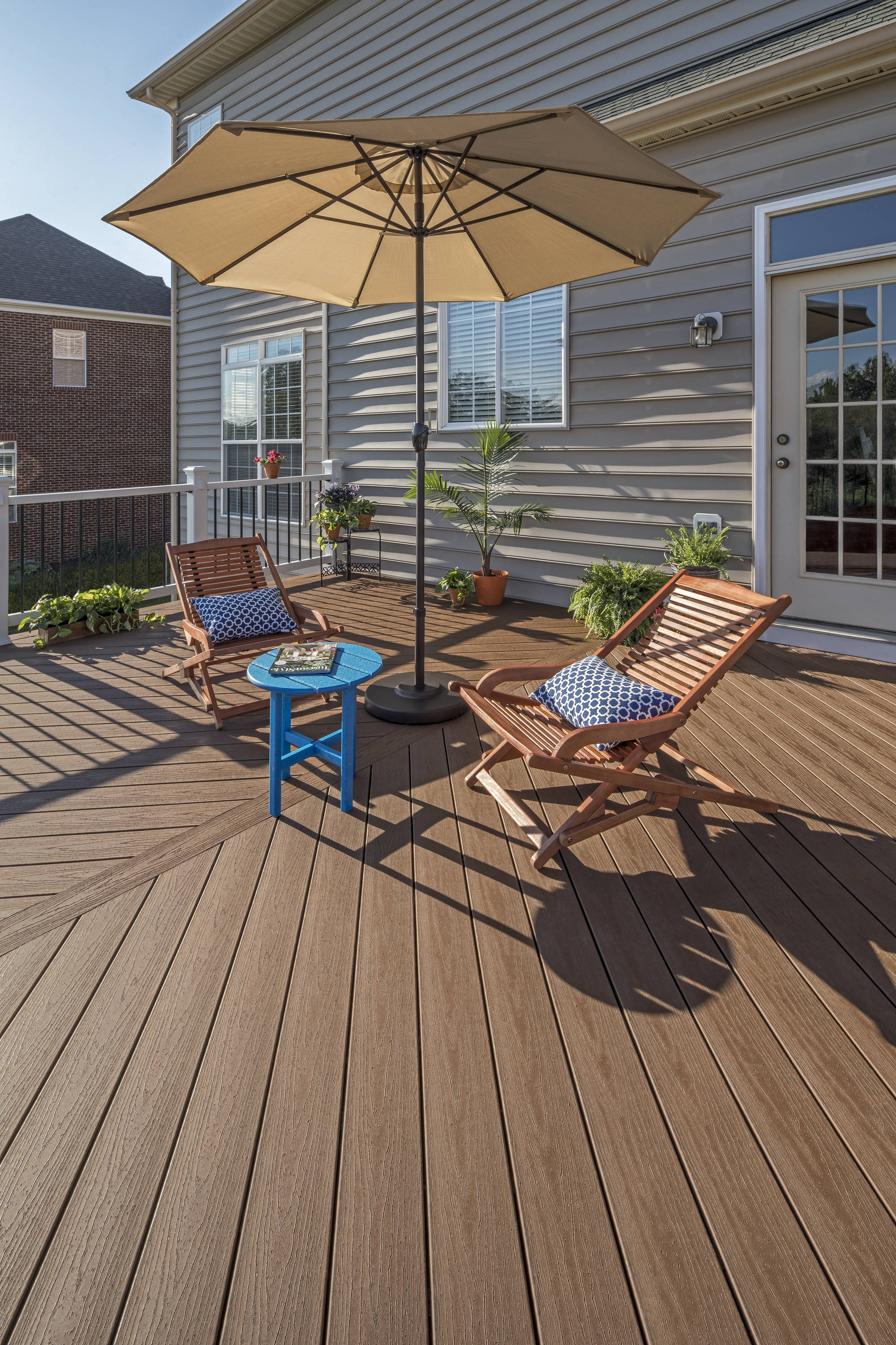 Trex Enhance Basics 1-in x 6-in x 16-ft Saddle Grooved Composite Deck Board