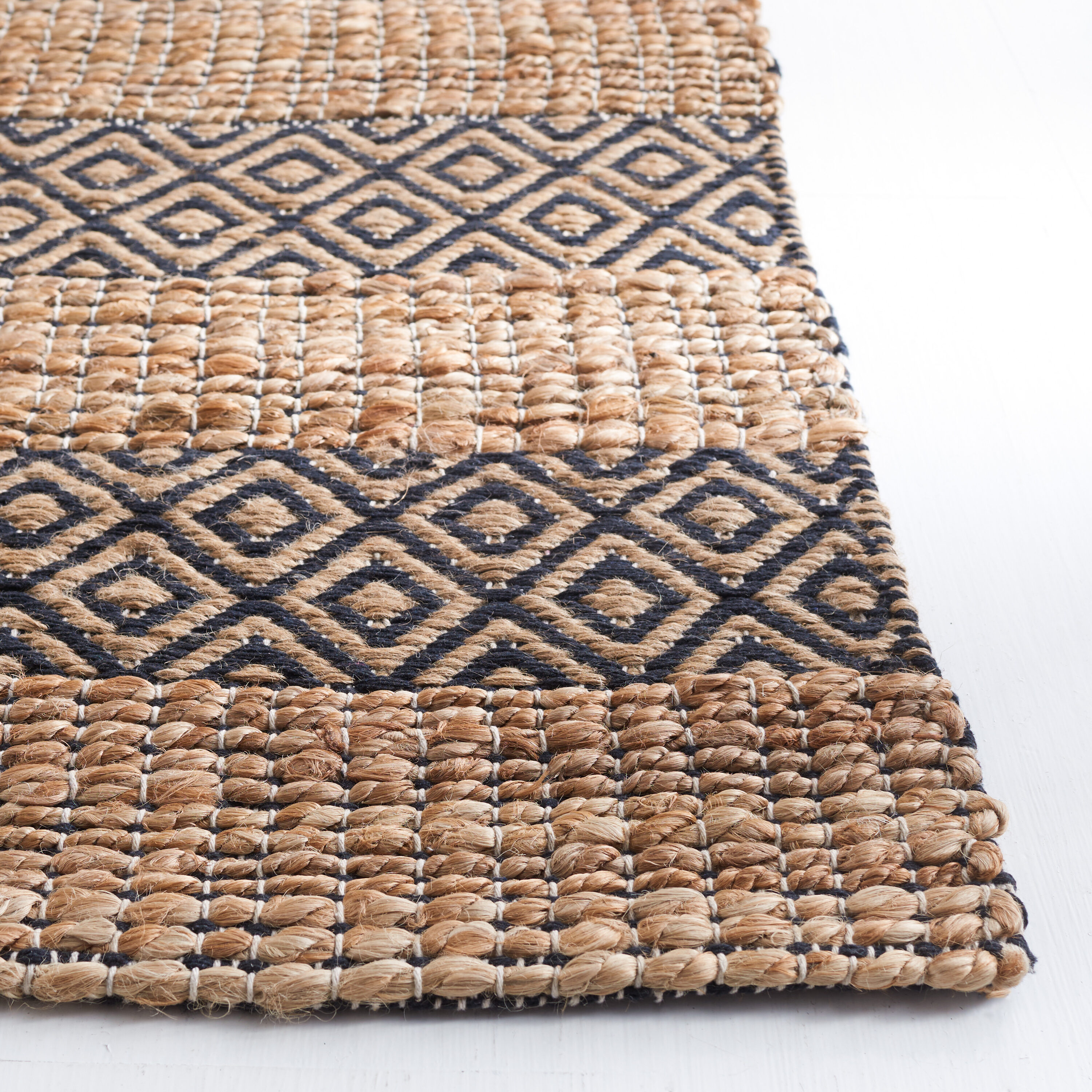 Safavieh NFB653Z-4 rugs - View #6