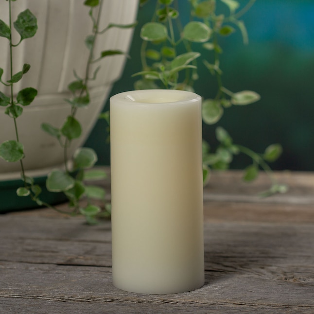 General Wax & Candle  SHORT WHITE HOUSEHOLD CANDLE - General Wax & Candle