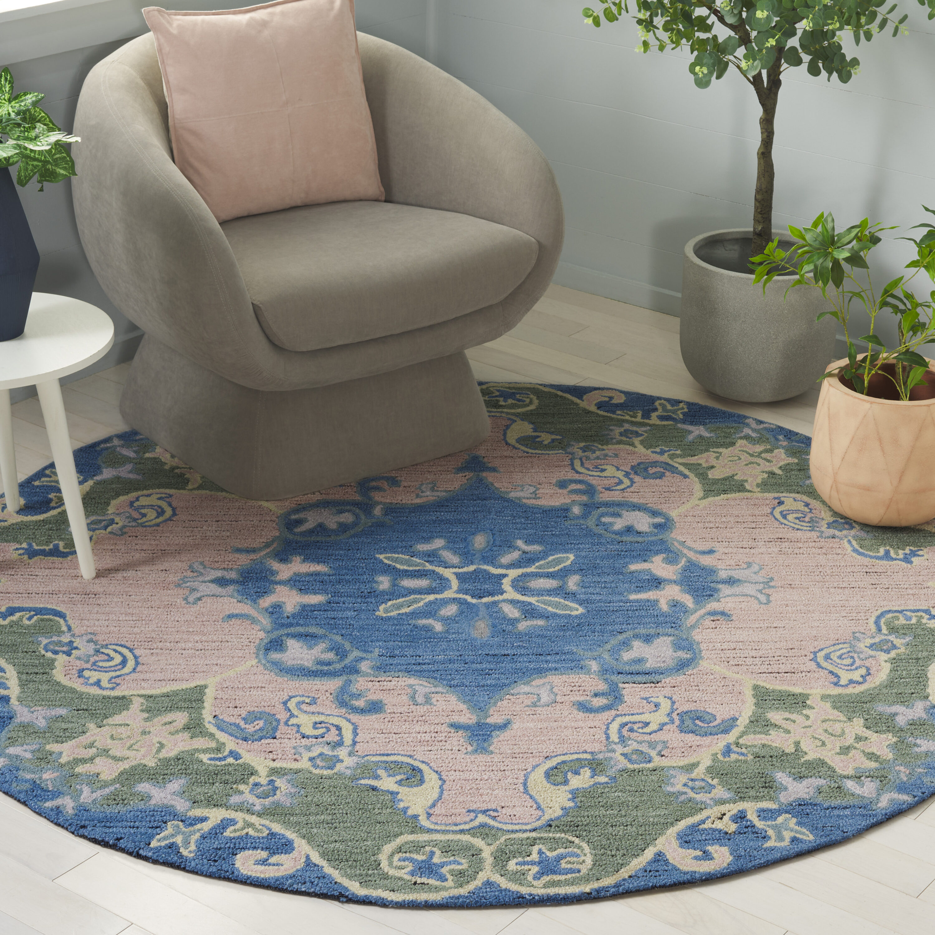  Savonnerie 402 Blue/Pink Traditional 6ft x 6ft Round Rug