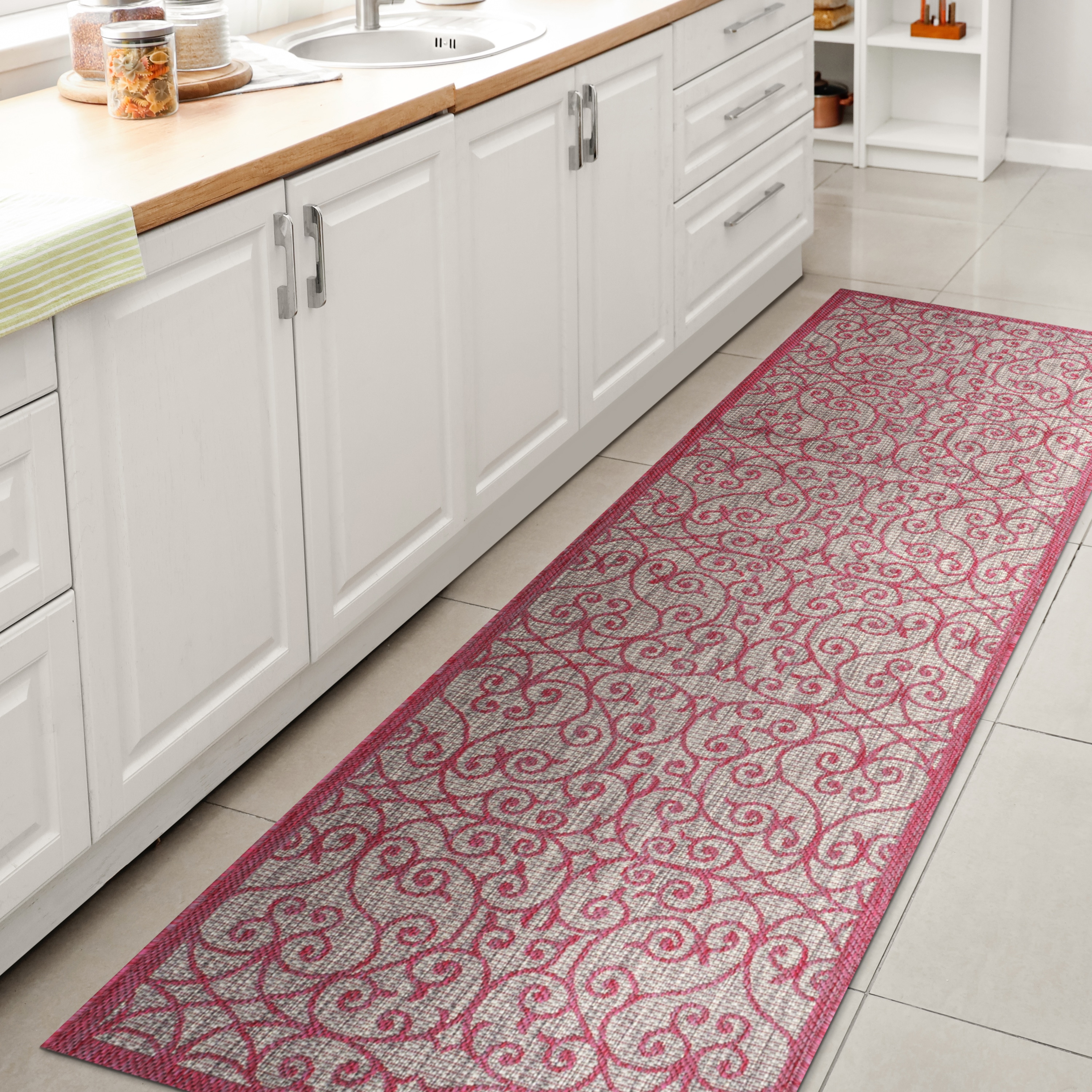 JONATHAN  Y SMB107I-28 Santa Monica Madrid Filigree Textured Weave 2 x 8 (ft) Loomed Polypropylene Light Gray/Fuchsia Rectangular Indoor/Outdoor Border French Country Runner rug