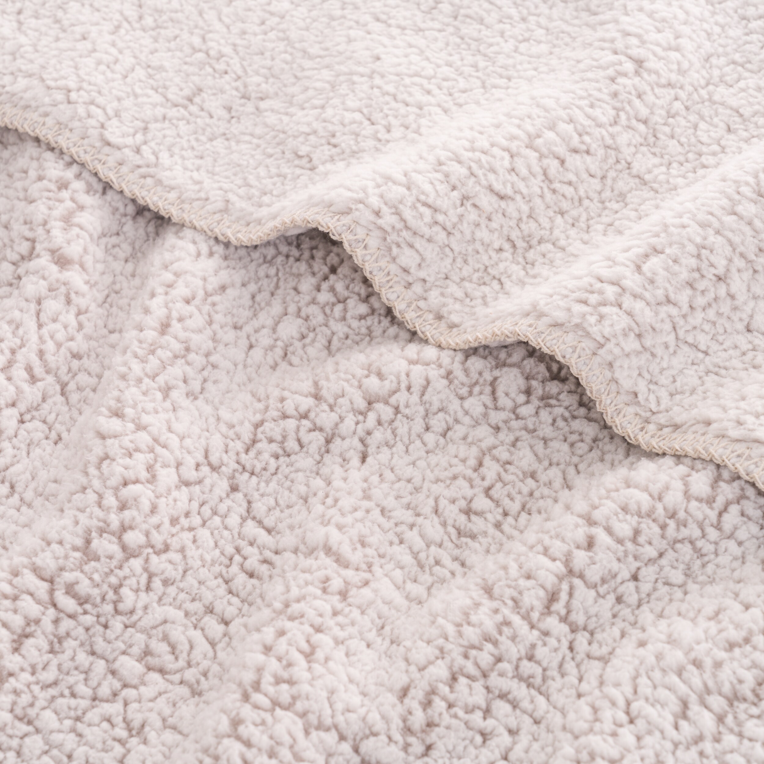 FRESHMINT 202004T04 Blankets-And-Throws - View #4