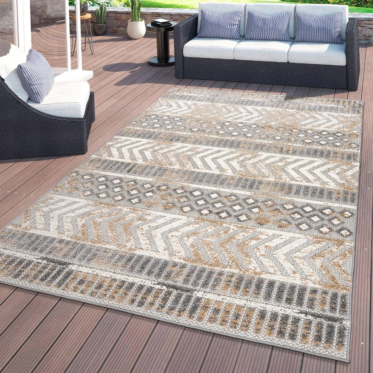 World Rug Gallery 8019BEIGE8X10 Patio 8 x 10 (ft) Loomed Polypropylene Beige Rectangular Indoor/Outdoor Geometric Bohemian/Eclectic Area rug
