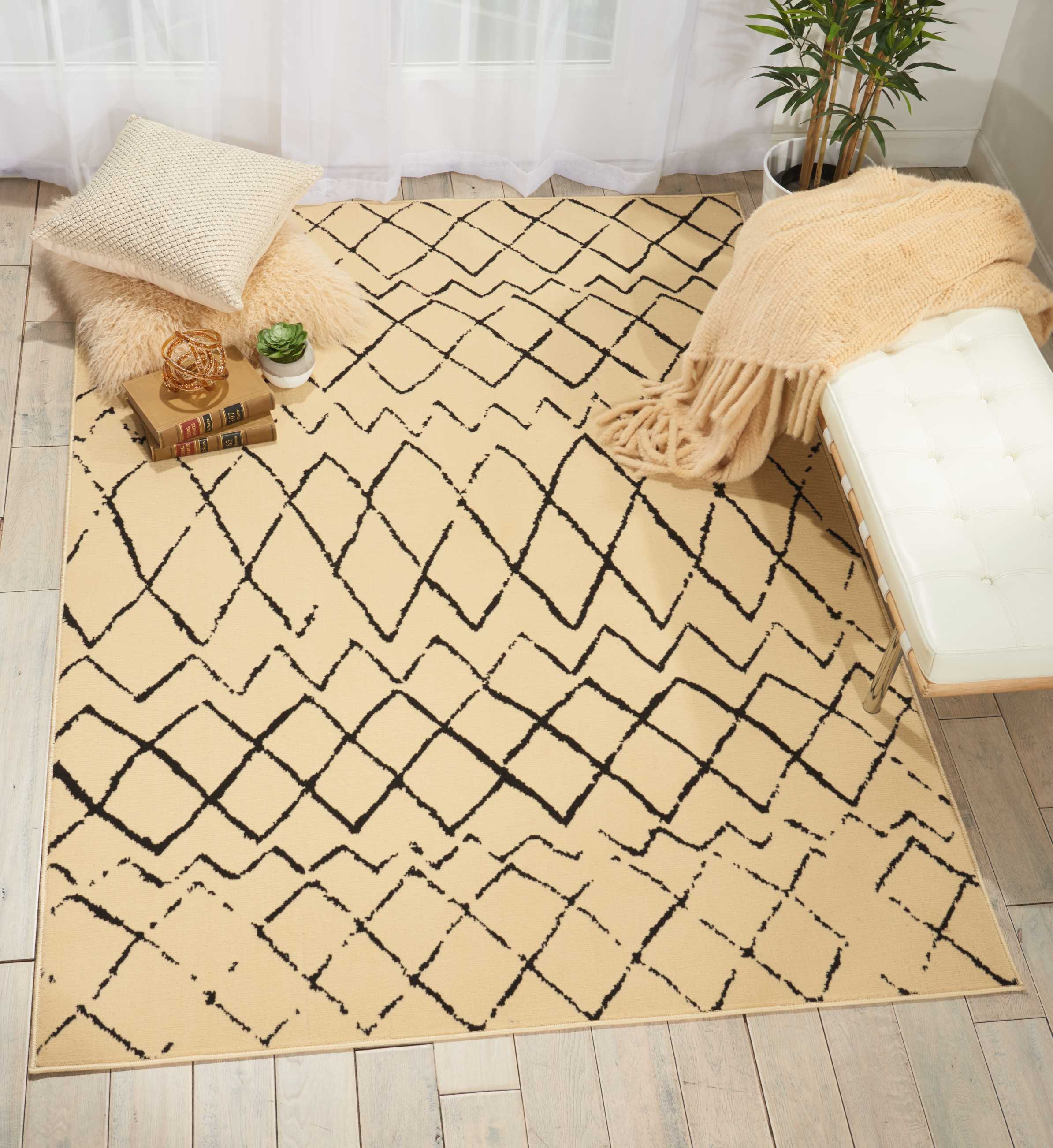 Nourison 99446394804 Grafix 5 x 8 (ft) Loomed Polypropylene Cream black Rectangular Indoor Tribal Area rug