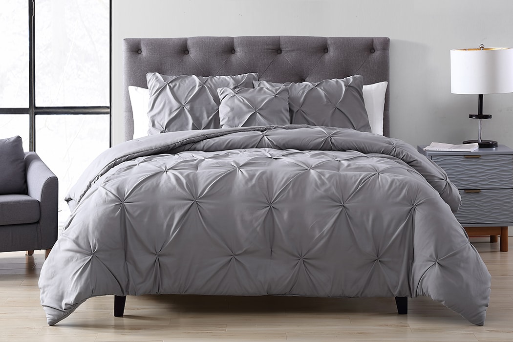 The Nesting Company Spruce 4 Piece Comforter Set Gray Abstract Queen ...