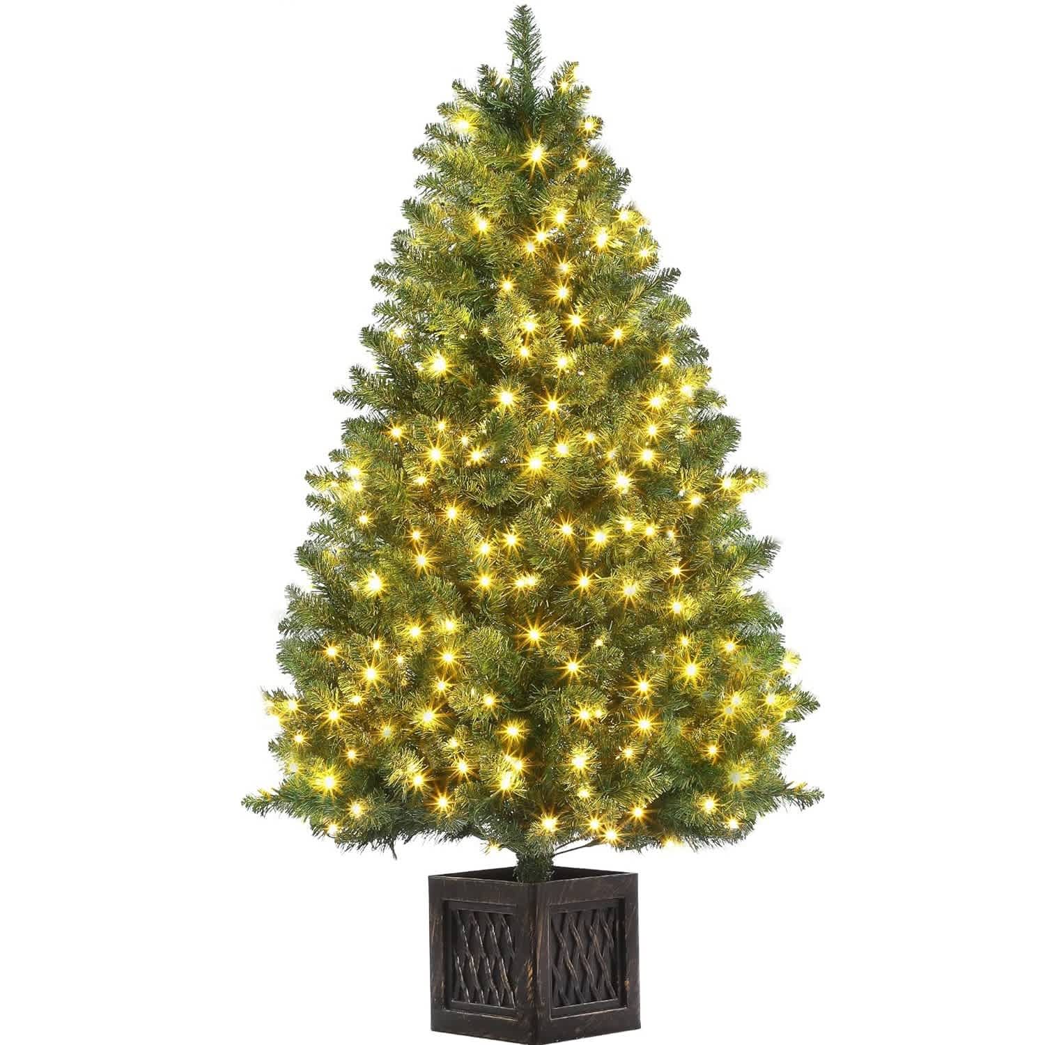Qeetex DHZ-PHO-0WIP2P04 4.5 Ft Artificial Christmas Tree Pre Lit Christmas Tree with 300 Warm White Led Lights Holiday Xmas Tree with Vintage Potted Base Festival Decoration for Home Entrances