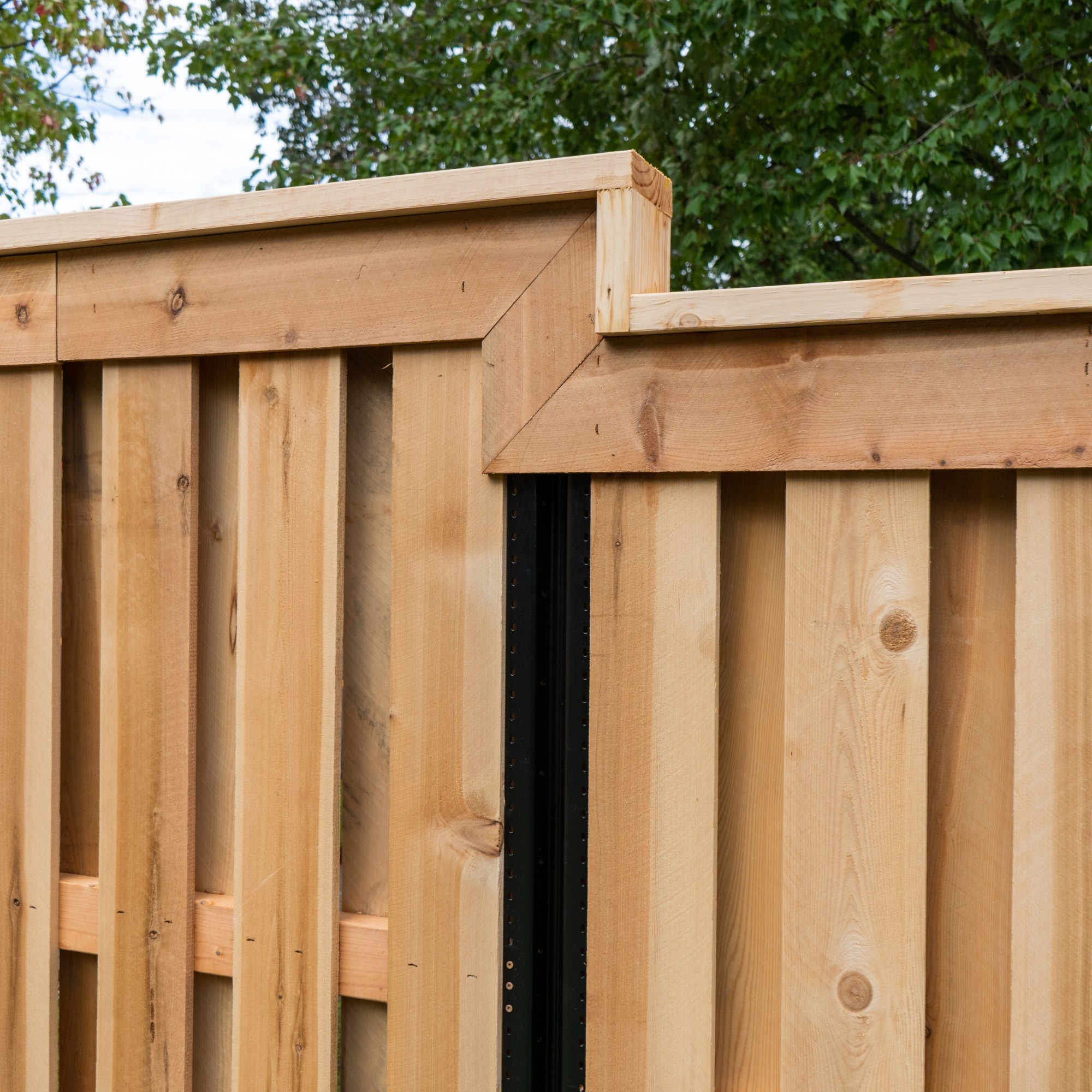 Jewett Cameron Fence 1332 Fence-Pickets - View #2