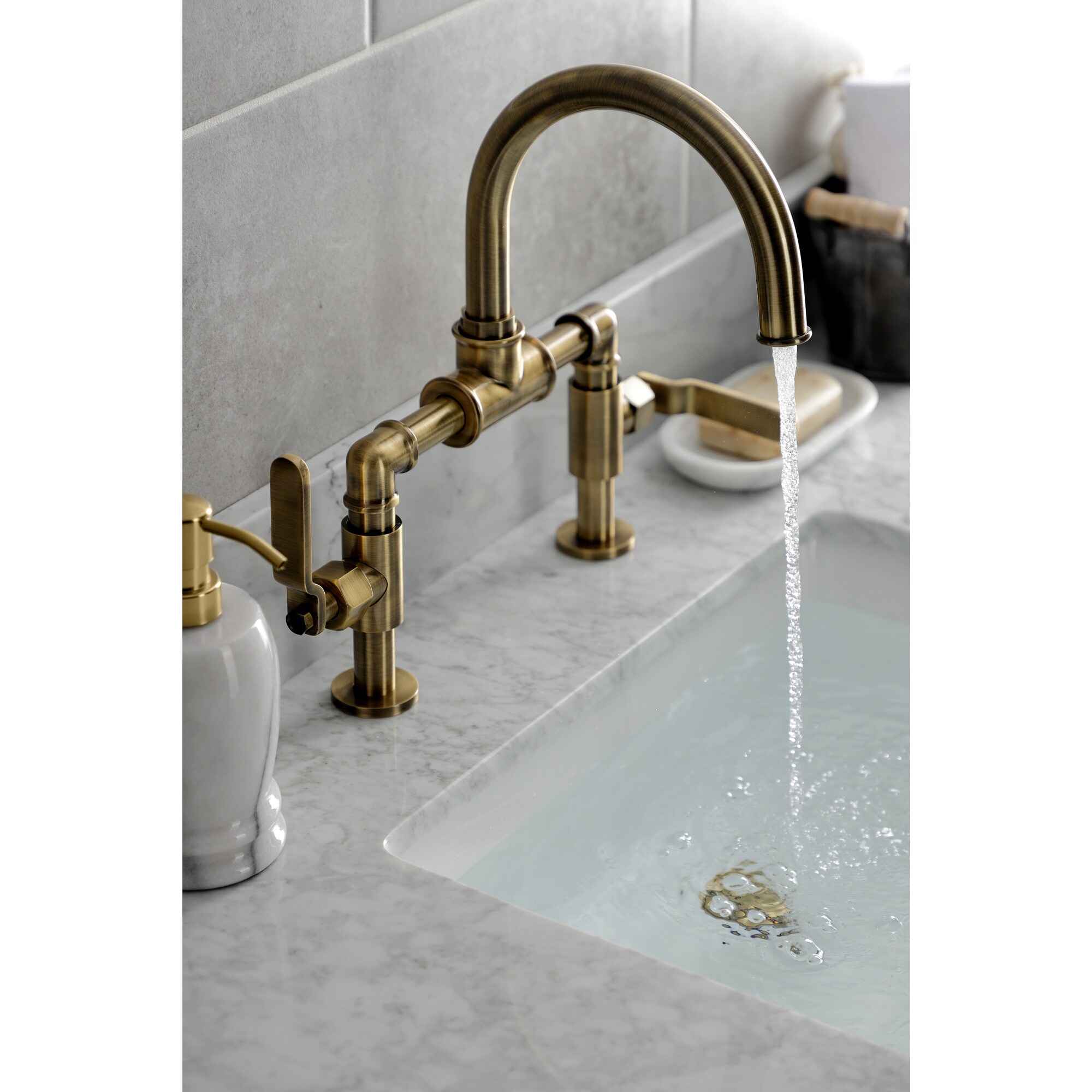 Kingston Brass WLKS2173KL Lavatory-Faucets - View #6