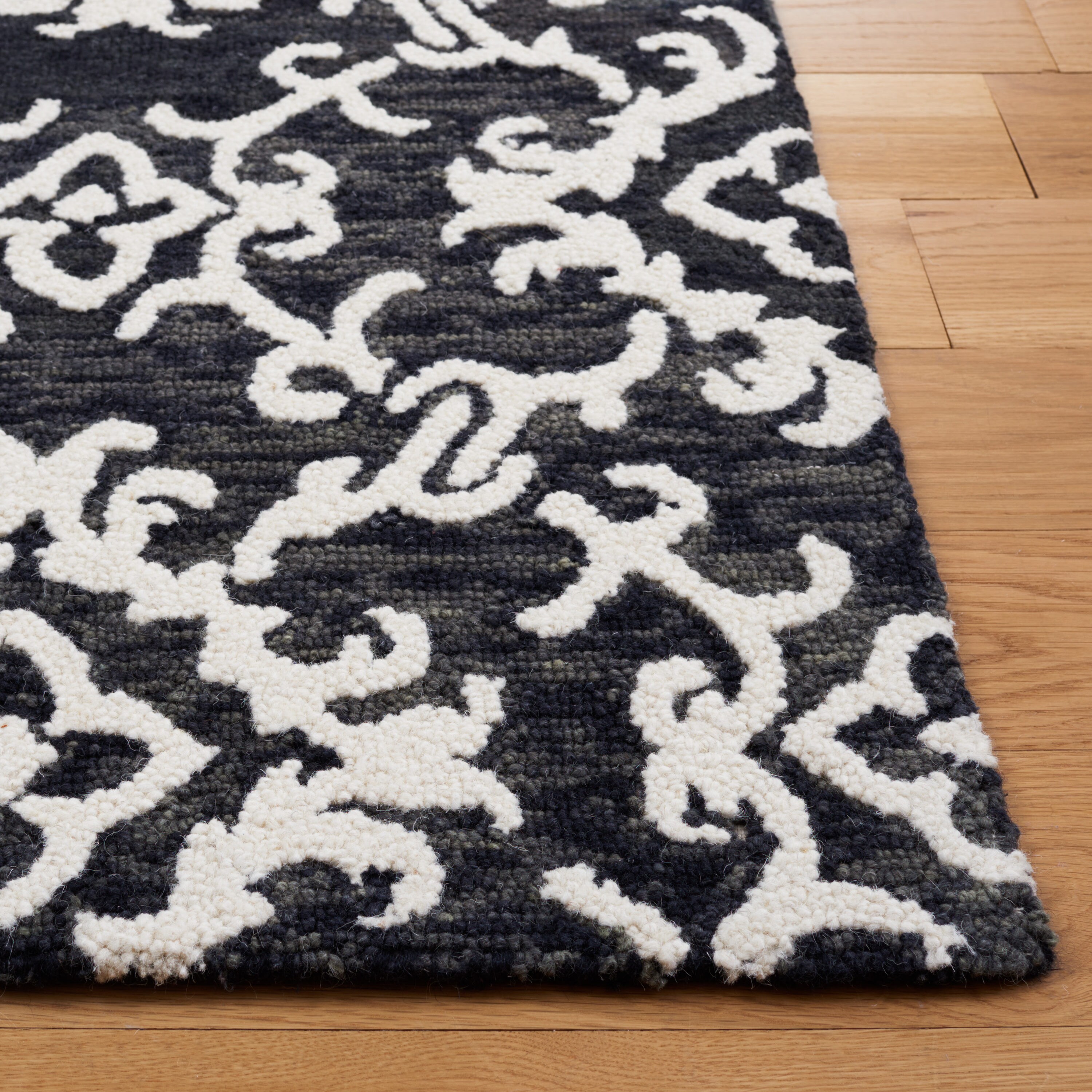 Safavieh BLM104Z-5 rugs - View #3