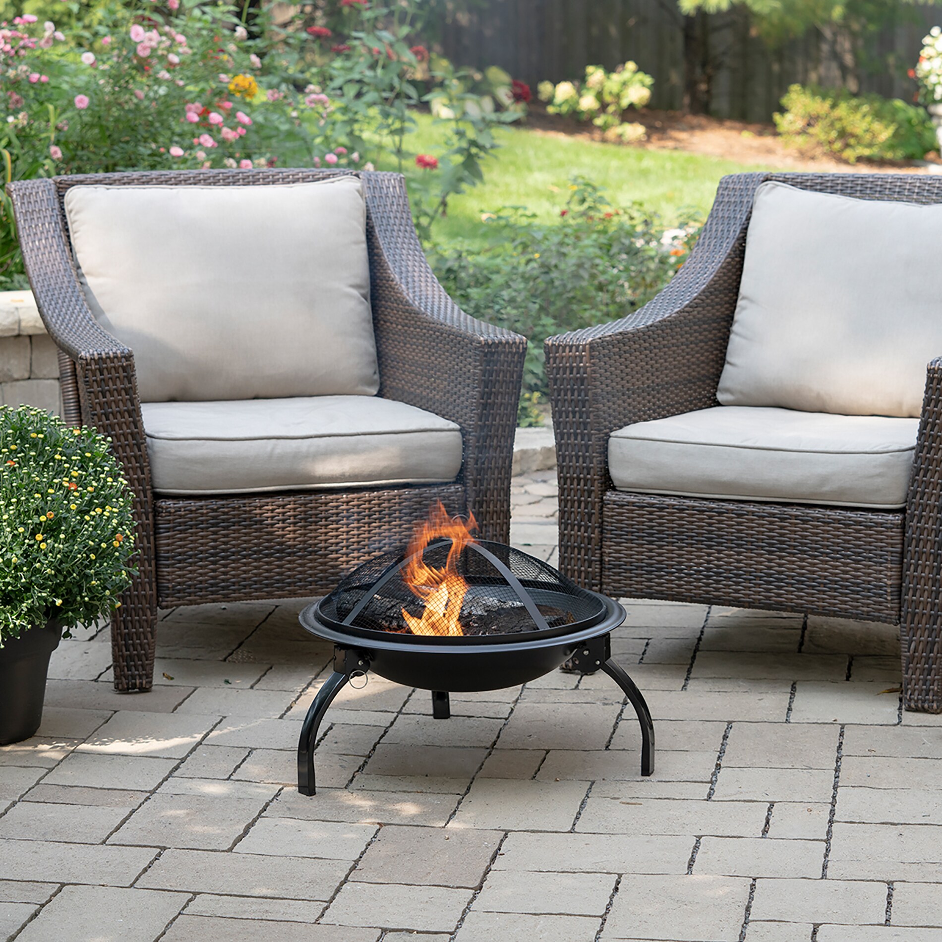 Blue Sky Outdoor Living 21.26-in W Black Steel Wood-Burning Fire Pit in ...