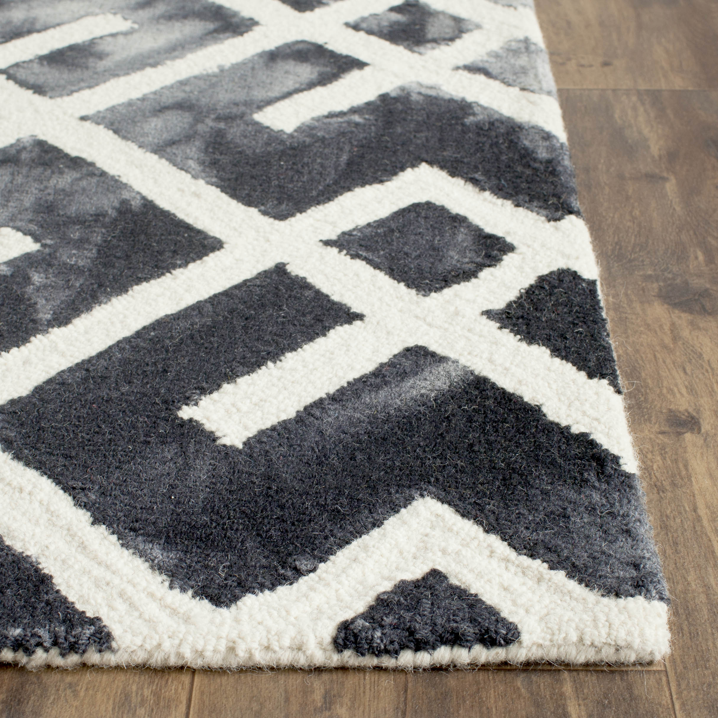 Safavieh DDY677J-9 rugs - View #3