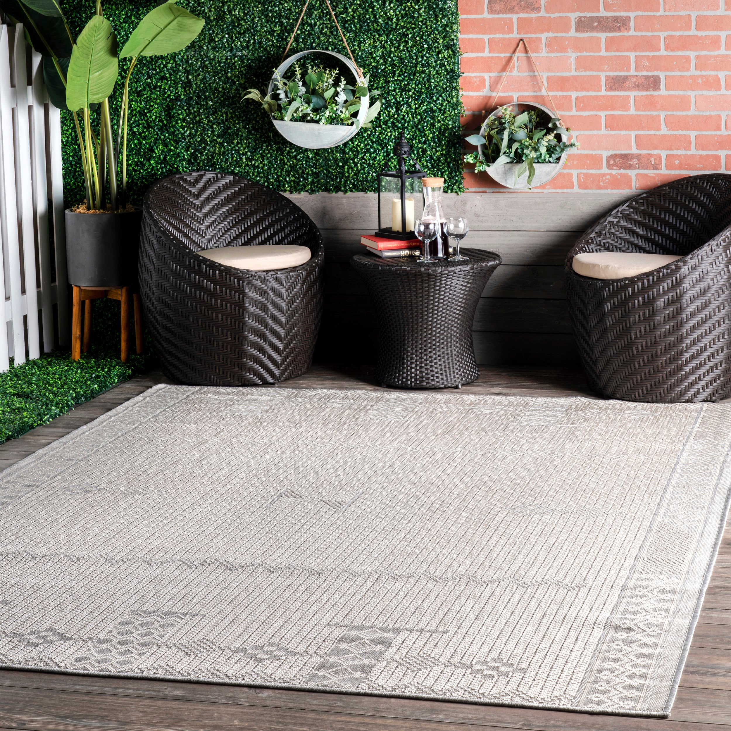 Lowen Global Geometric Light Gray Indoor/Outdoor Area Rug, 3'6" x 5'