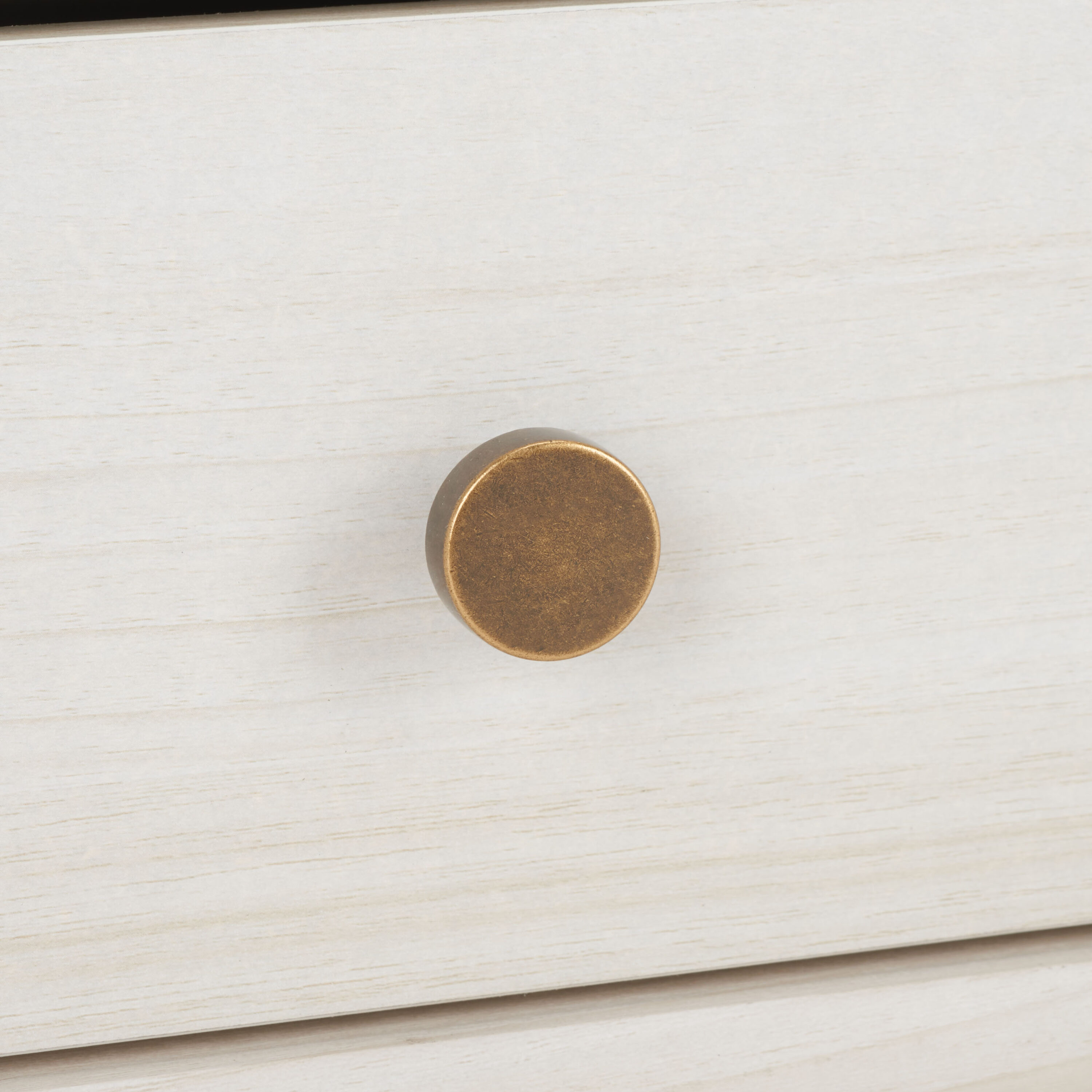 Safavieh MED9613C Gaming-Storage - View #5