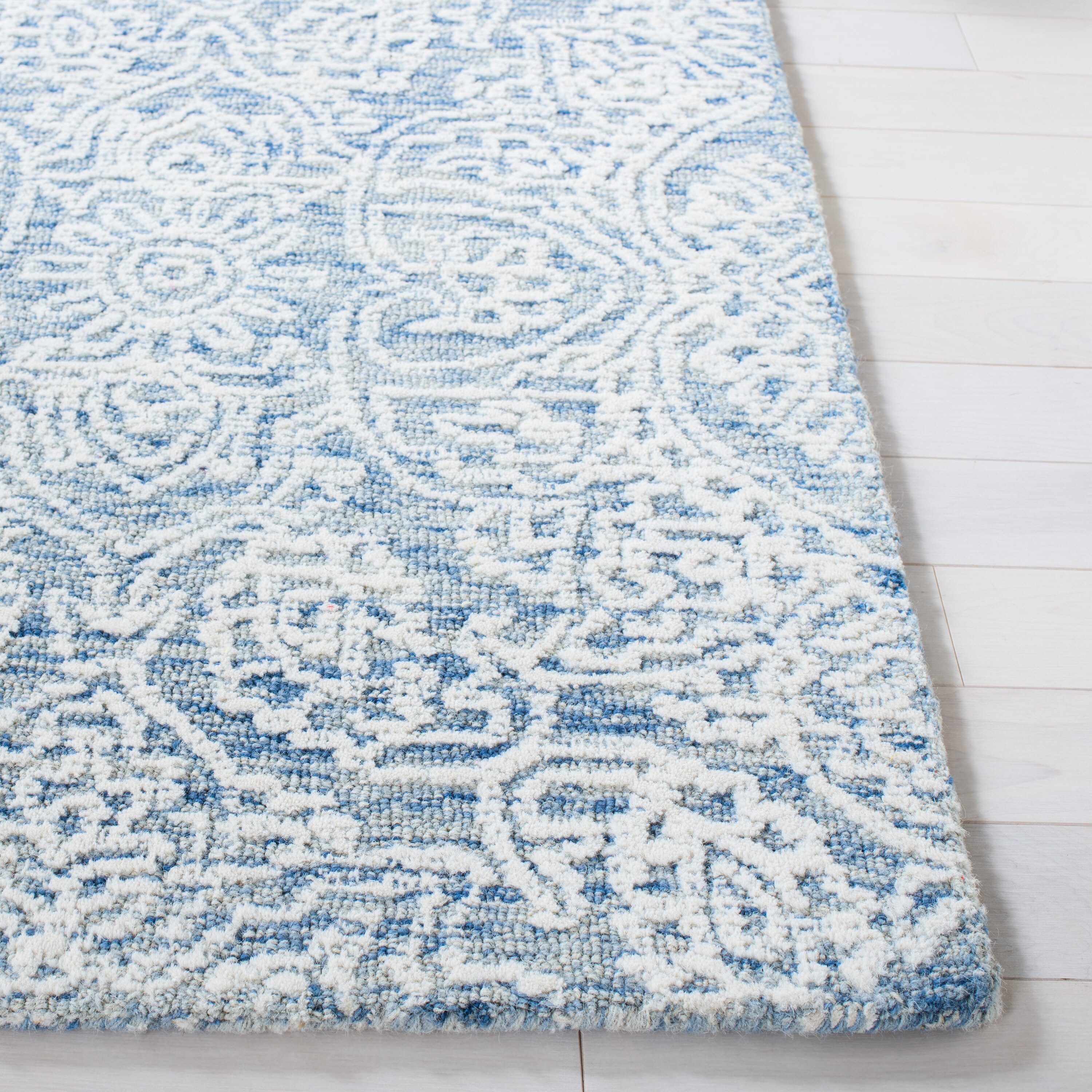 Safavieh MET998M-6SQ rugs - View #3