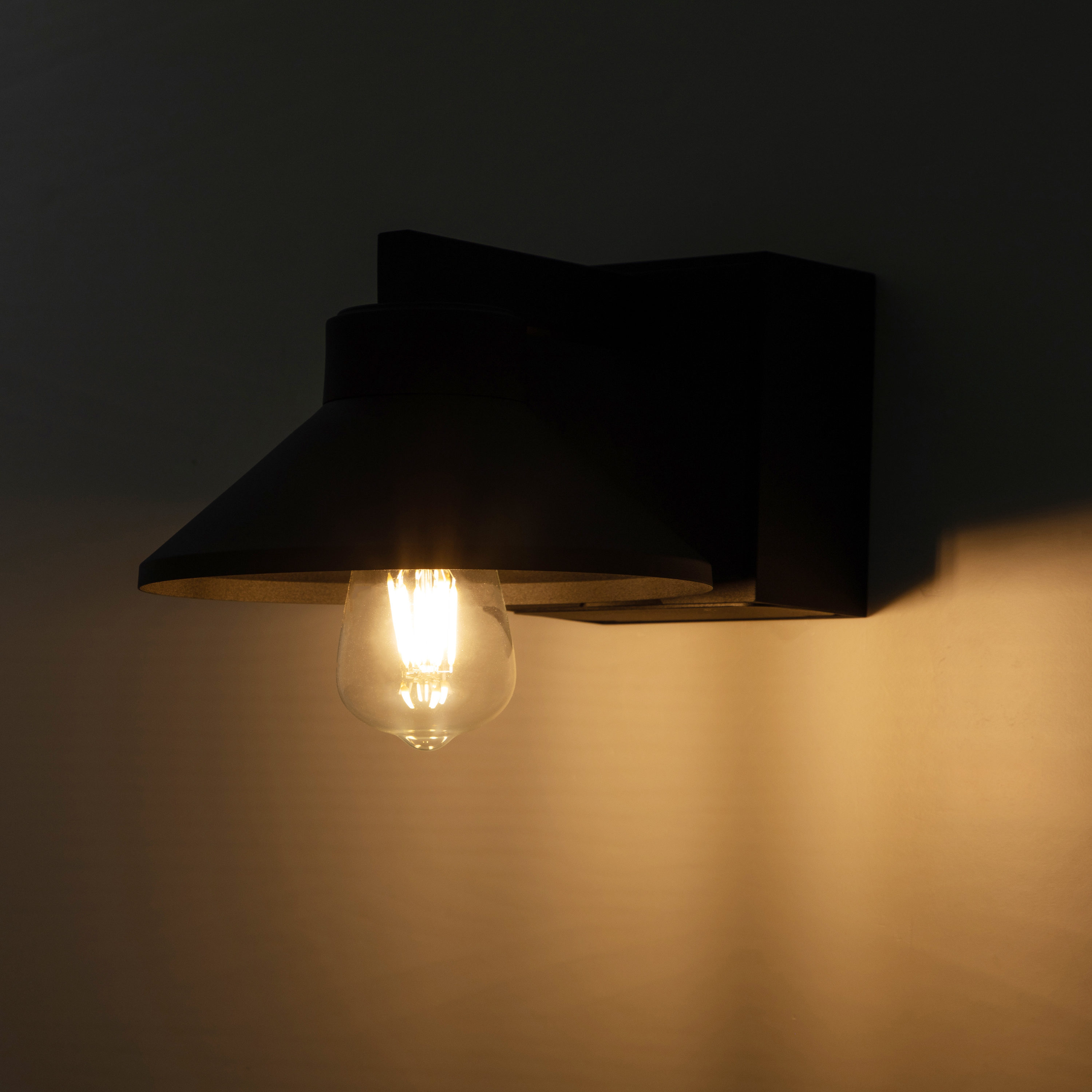 C Cattleya LA2286-2W Outdoor-Wall-Lighting - View #8